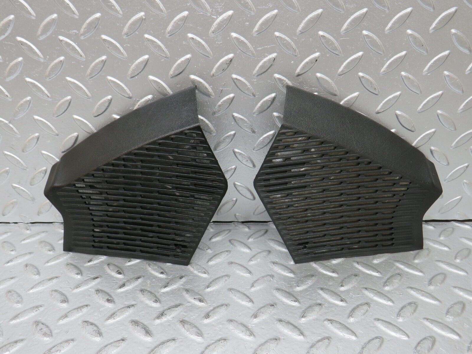 29855 Mercedes-Benz W123 230E Dashboard Speaker Covers 1236802707 1236802807