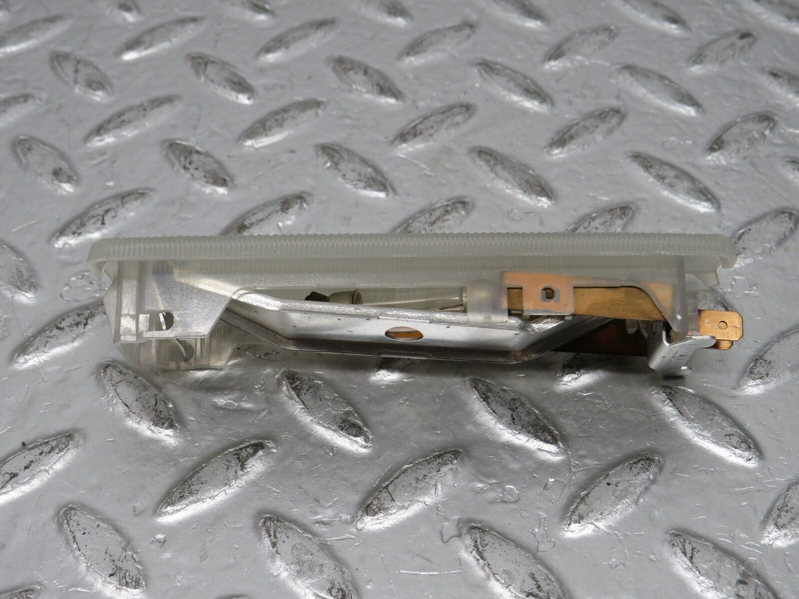 32397 Mercedes-Benz S124 300TE Wagon Rear Interior Dome Light 0018200601