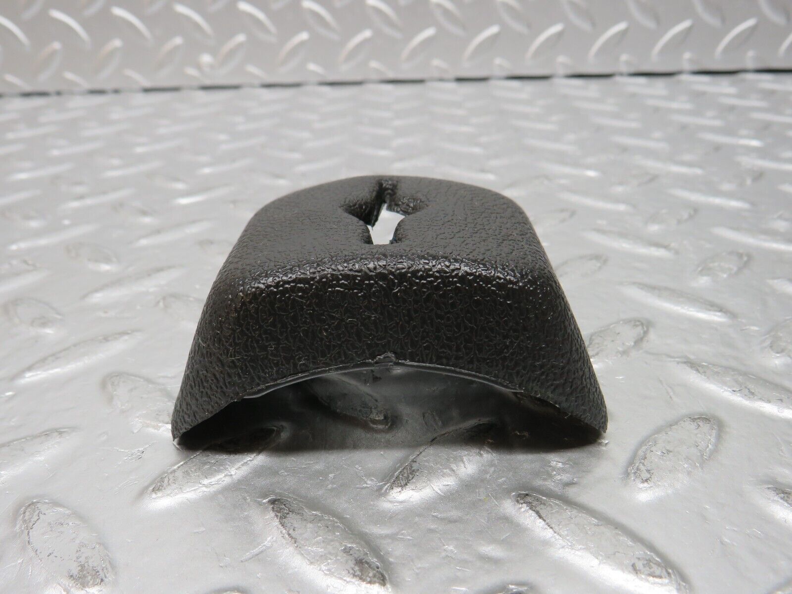 30984 Mercedes-Benz W123 200D Steering Column Switch Rubber 1234620996