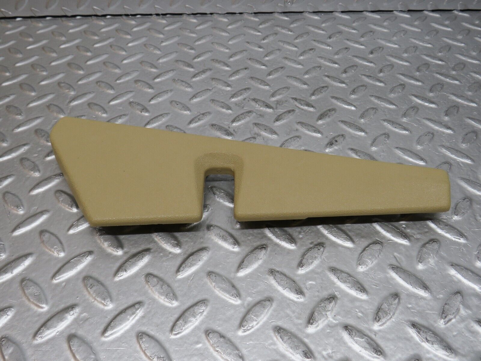 29391 Mercedes-Benz W124 230E Front Right Driver Seat Trim Beige 1249190220