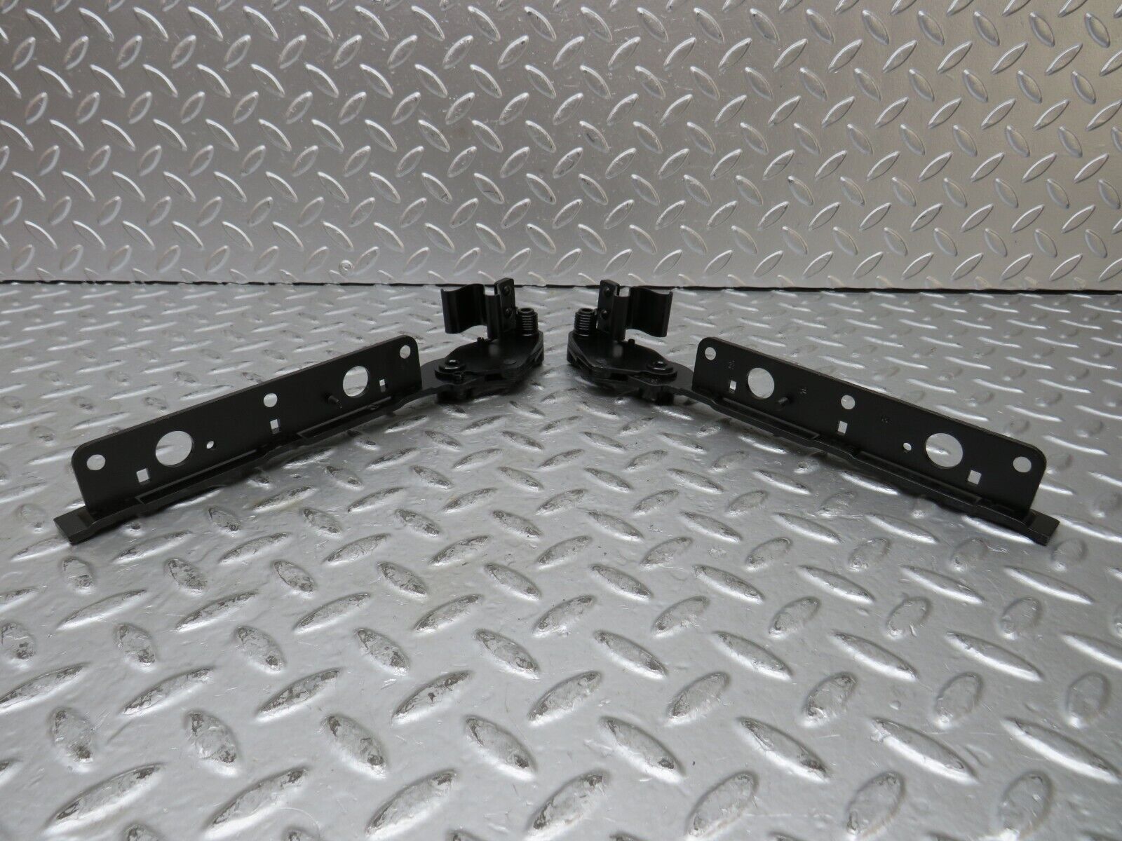 27697 Mercedes-Benz S124 300TE Wagon Trunk Floor Cover Hinge Pair