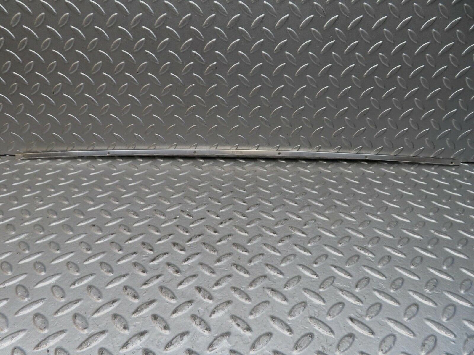 15447 Mercedes-Benz W123 230E Sunroof Chrome Trim