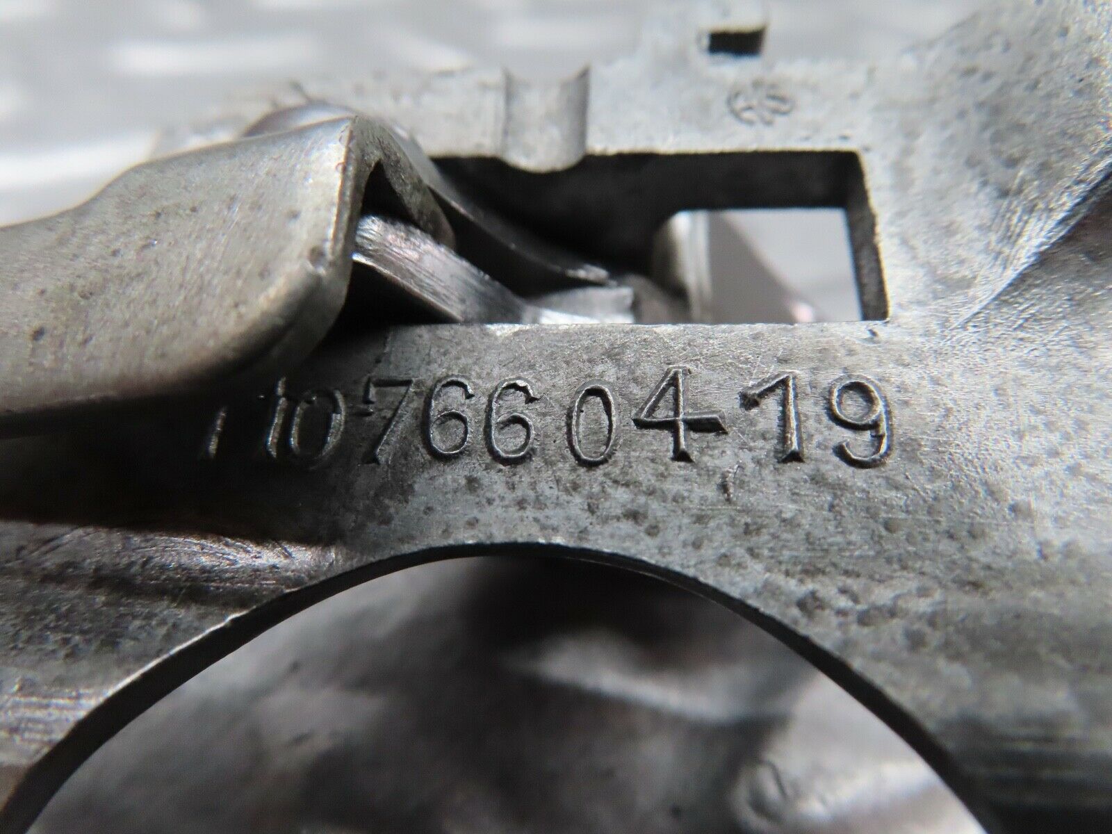 17945 Mercedes-Benz W123 200 Right Interior Door Handle 1107660419