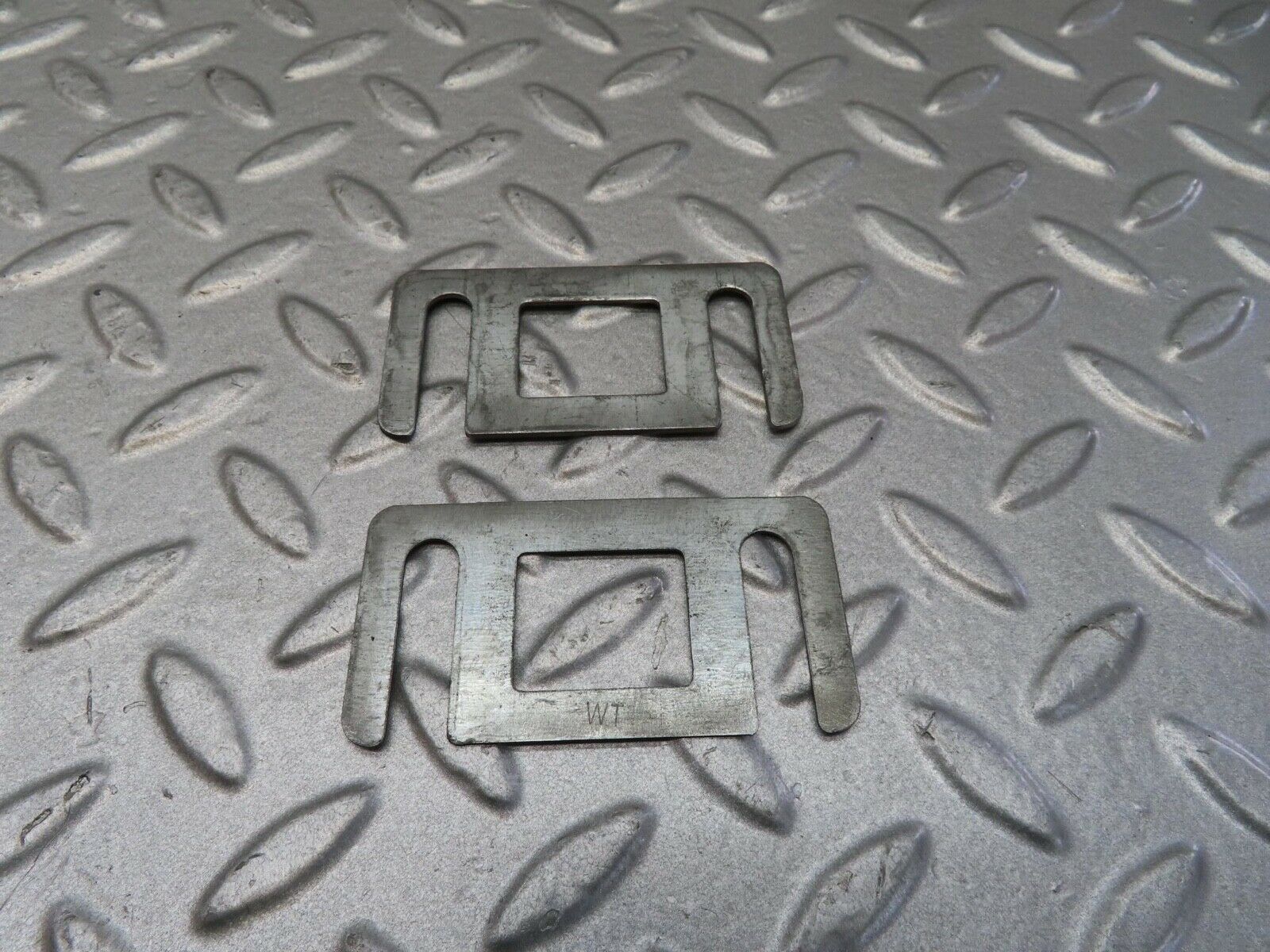 14259 Mercedes-Benz W116 350SE Door Lock Latch Left Side