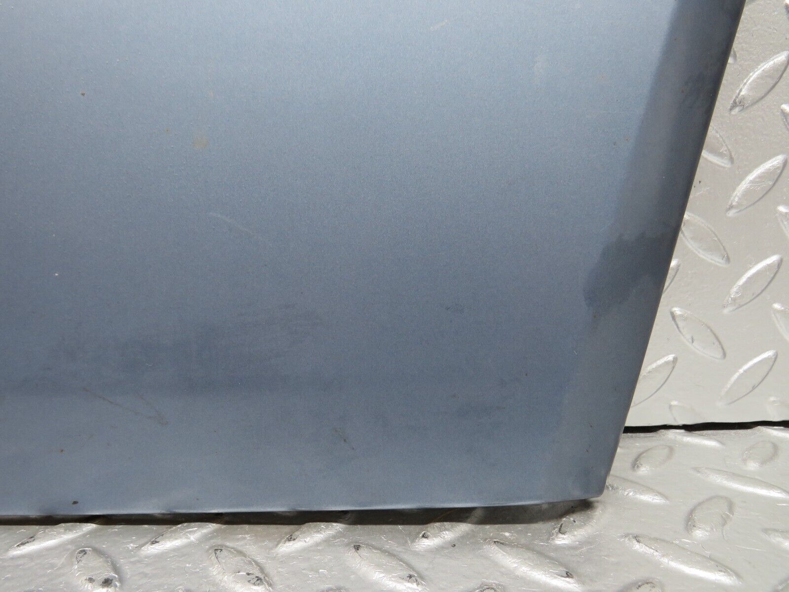 31205 Mercedes-Benz S124 220TE Front Left Fender Wing Moulding Trim 1246901340