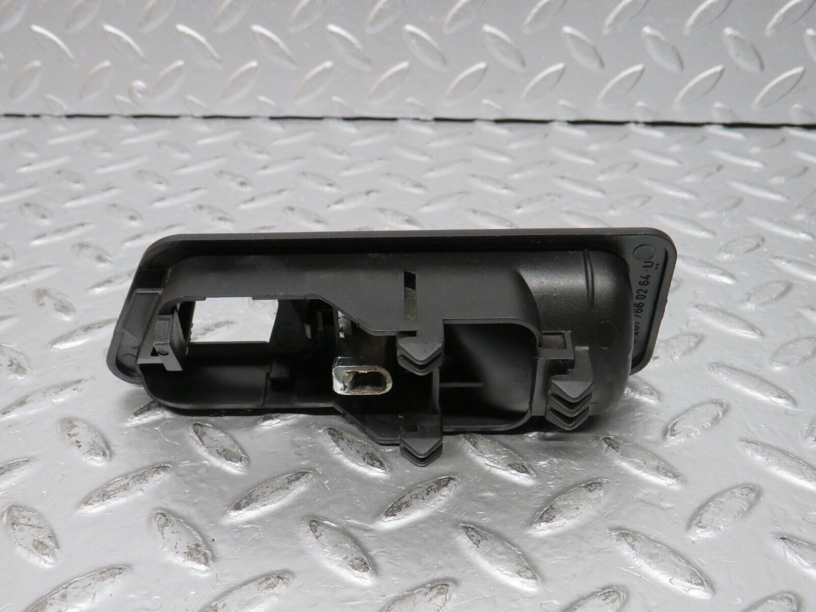 31633 Mercedes-Benz W201 190LE 1.8L Right Interior Door Handle 2017660264