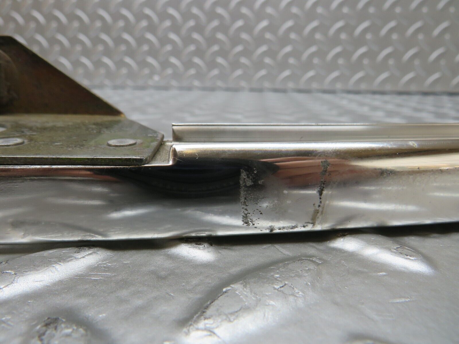 25590 Mercedes-Benz W123 200 Rear Right Chrome Window Channel