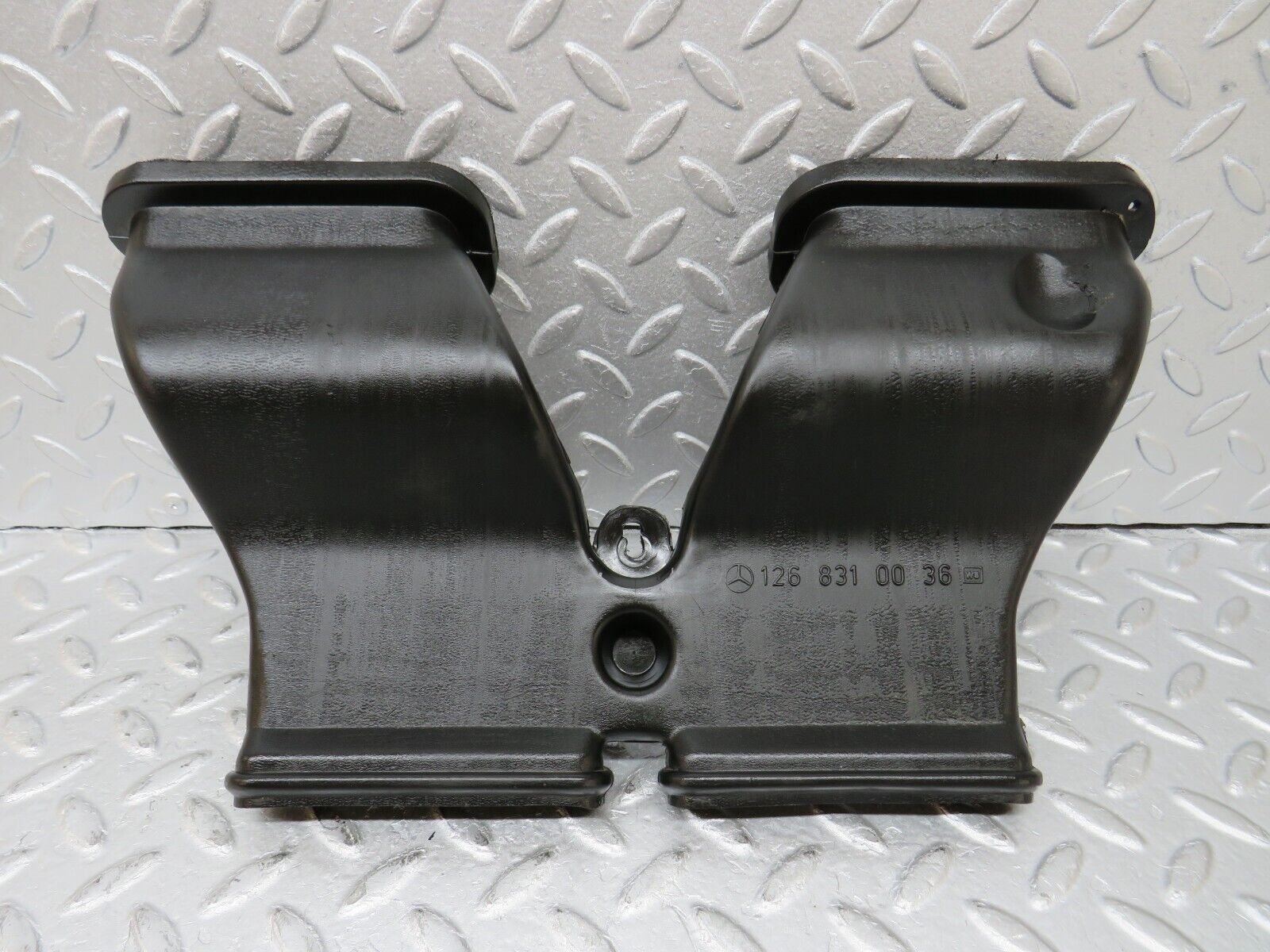 36177 Mercedes-Benz W126 420SE Dashboard Centre Air Vent 1268310036