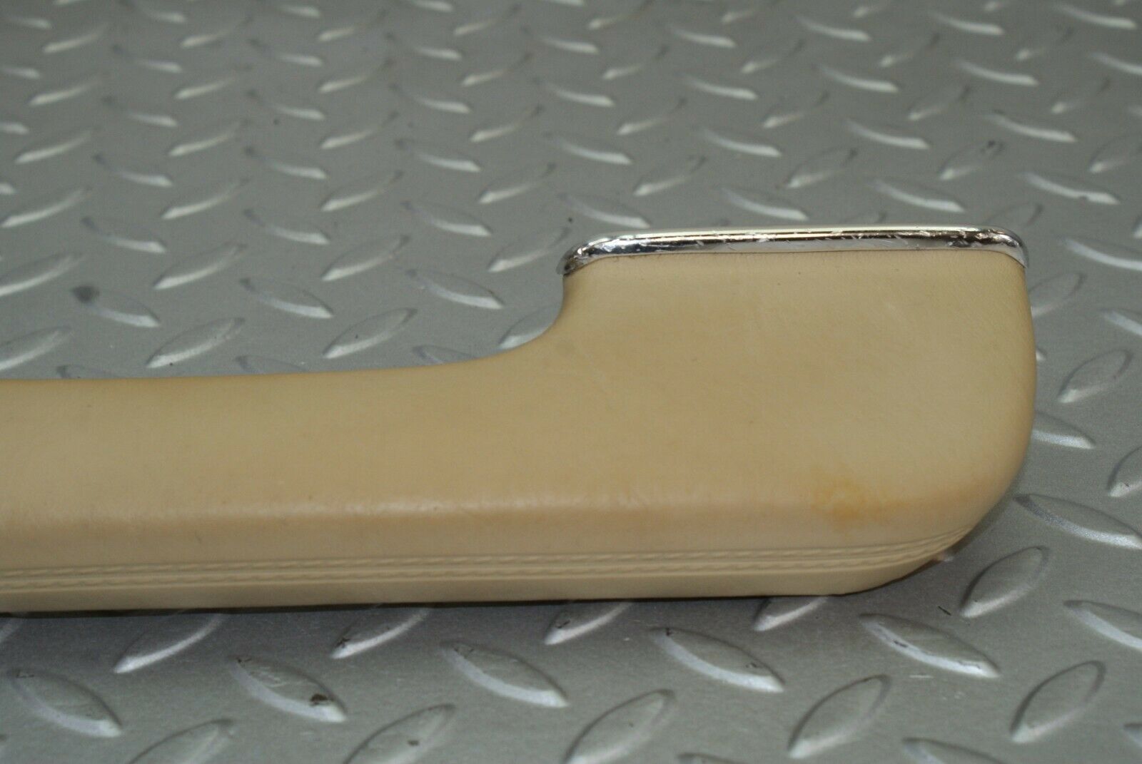 2741 Mercedes-Benz C123 280CE Coupe Inner Door Handle Front Right 1239702001