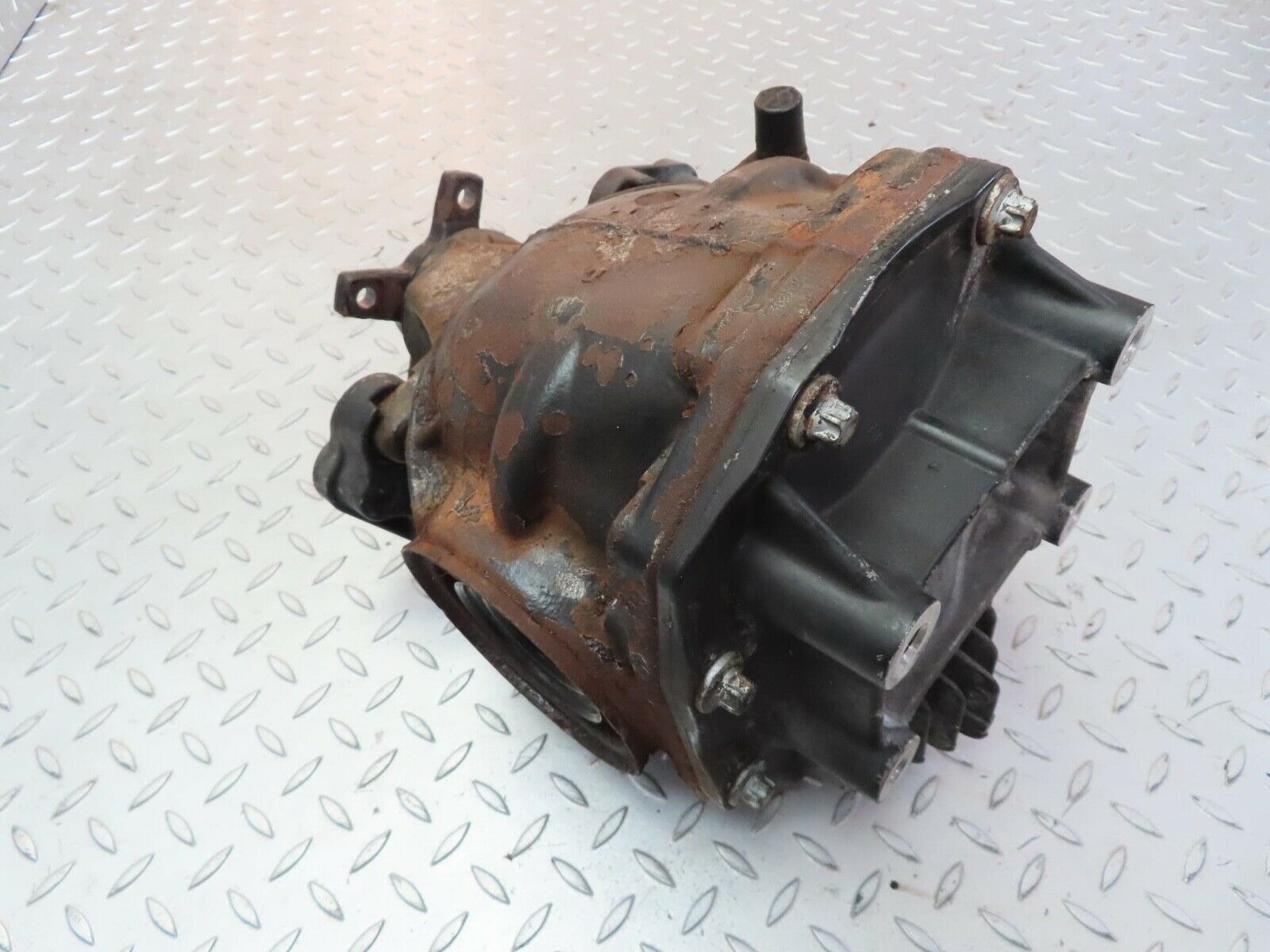 12689 Mercedes-Benz W221 S320 Rear Differential Ratio 2.65 2213510108