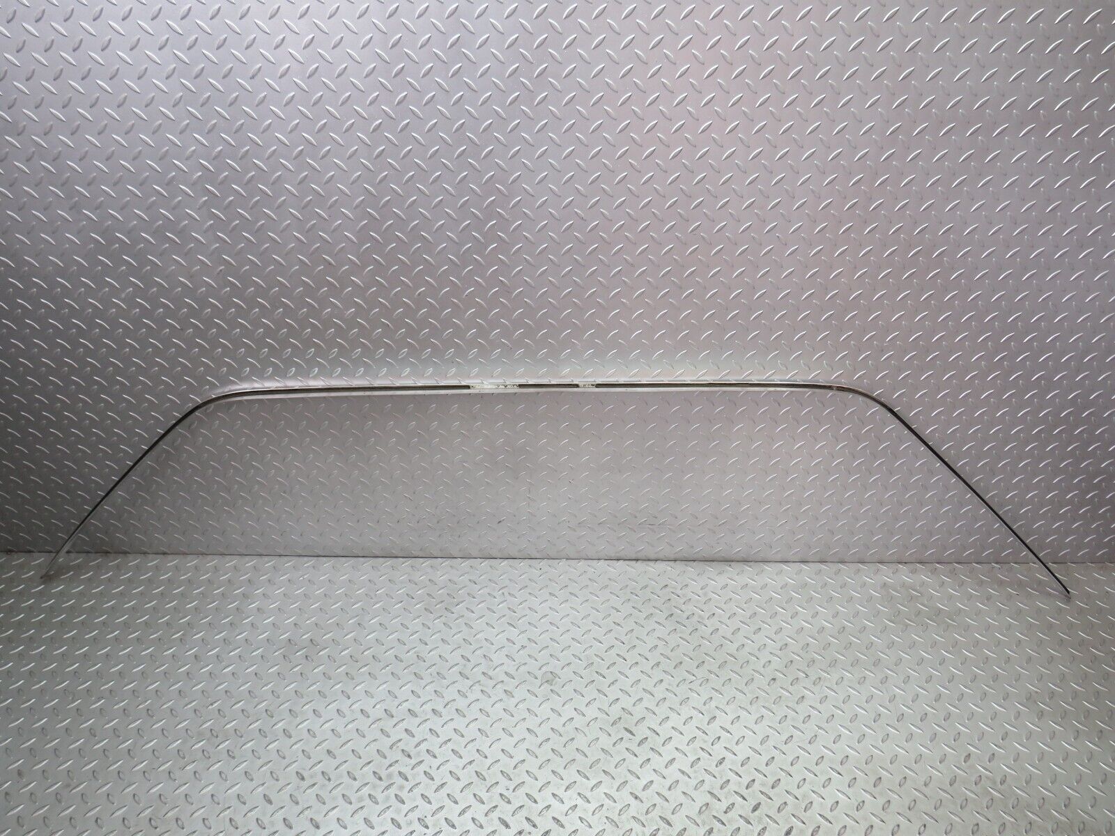 36325 Mercedes-Benz W126 420SE Roof Chrome Trim Left Side