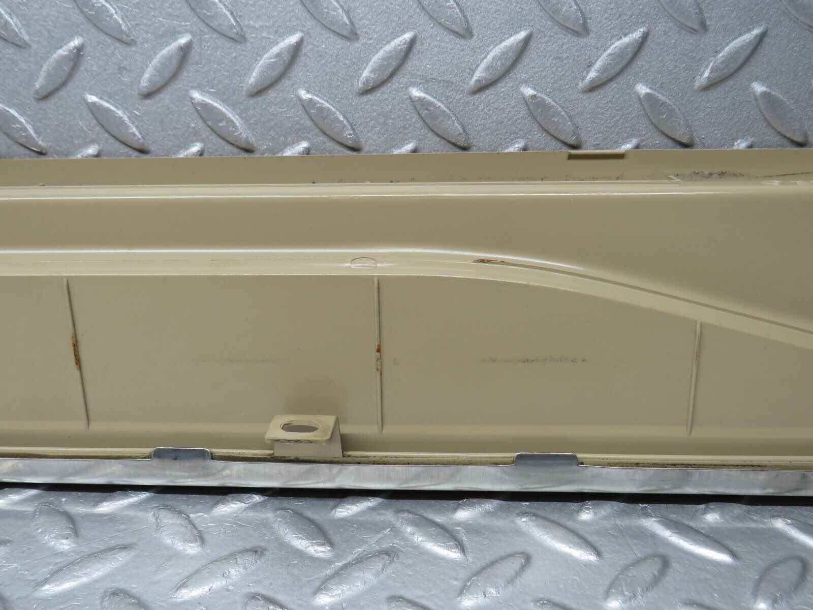 38236 Mercedes-Benz R129 280SL Coupe Right Door Sill Beige 1296800435