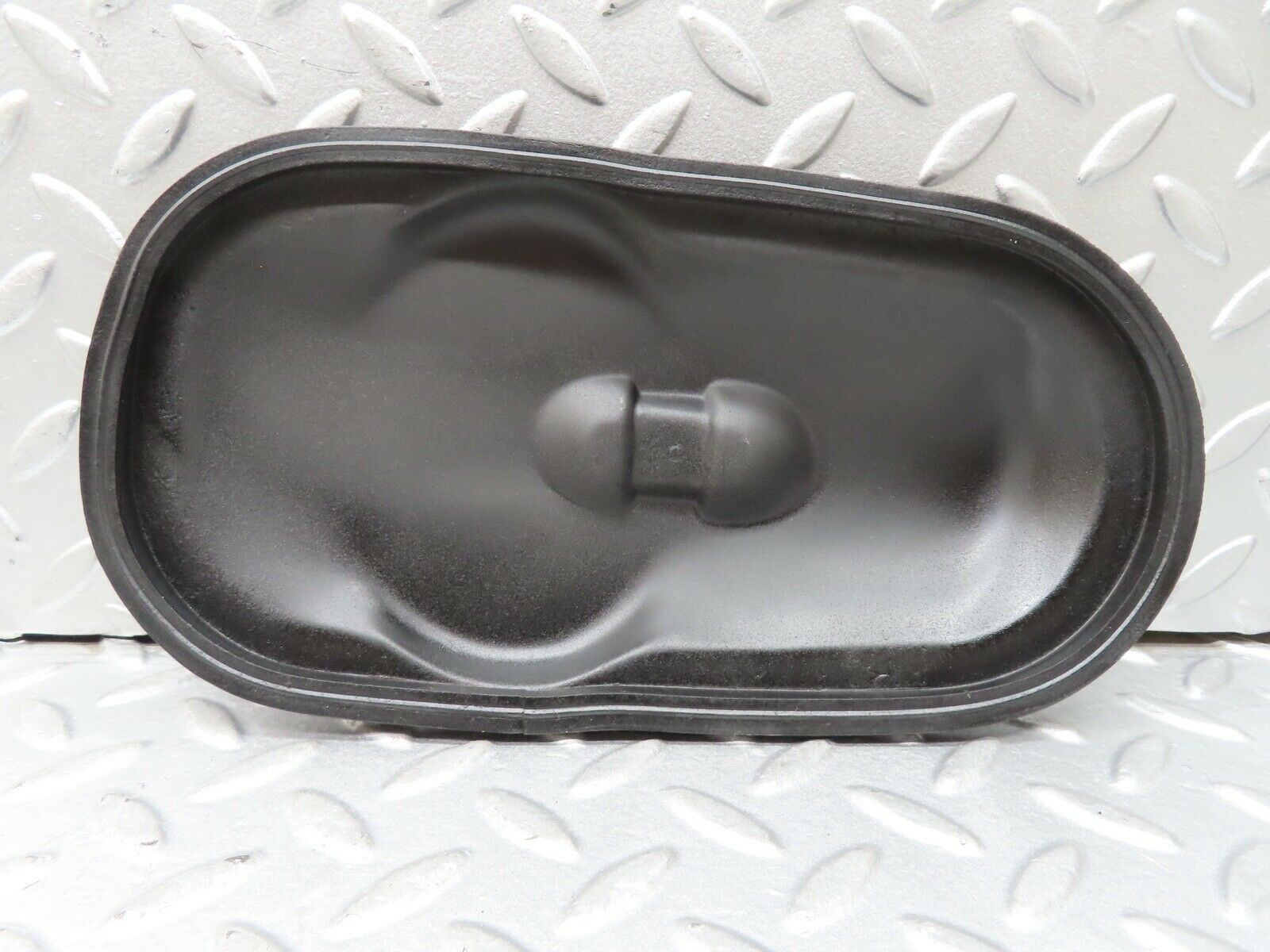 17539 Mercedes-Benz W116 450SEL Right Headlight Access Panel