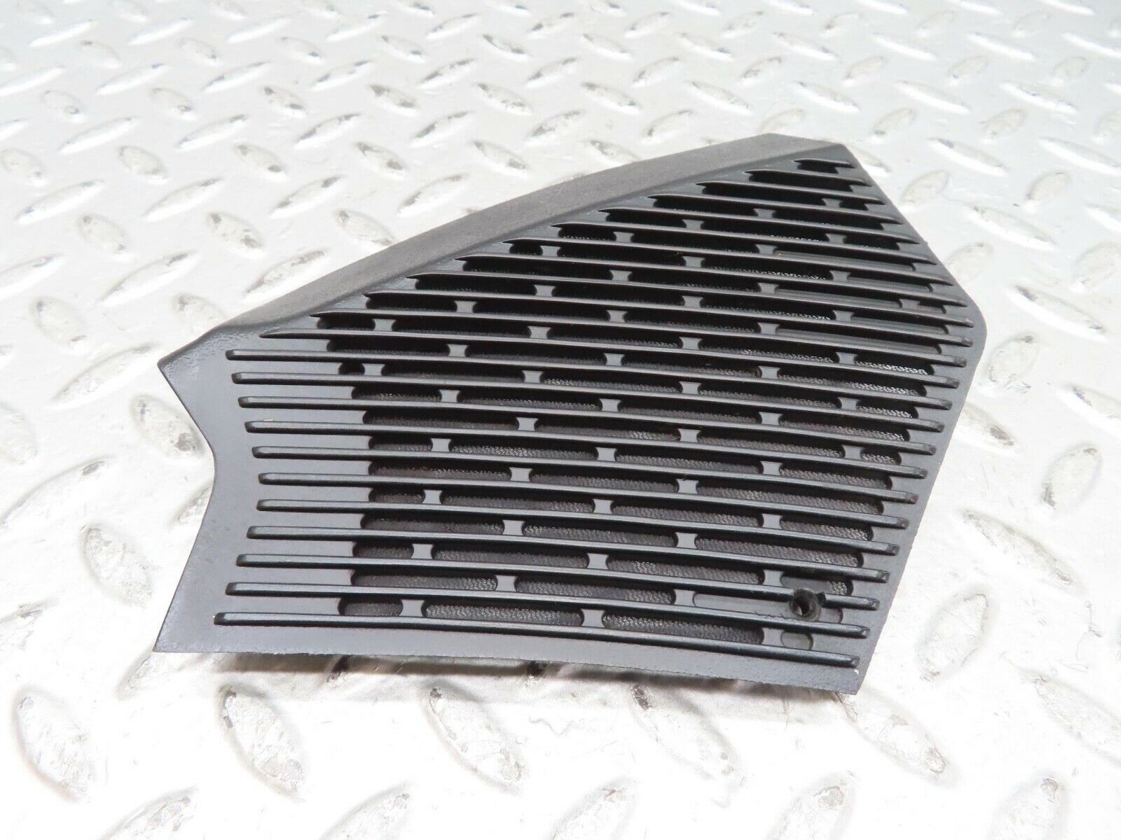 15841 Mercedes-Benz W123 280E Front Left Speaker Cover 1236802707