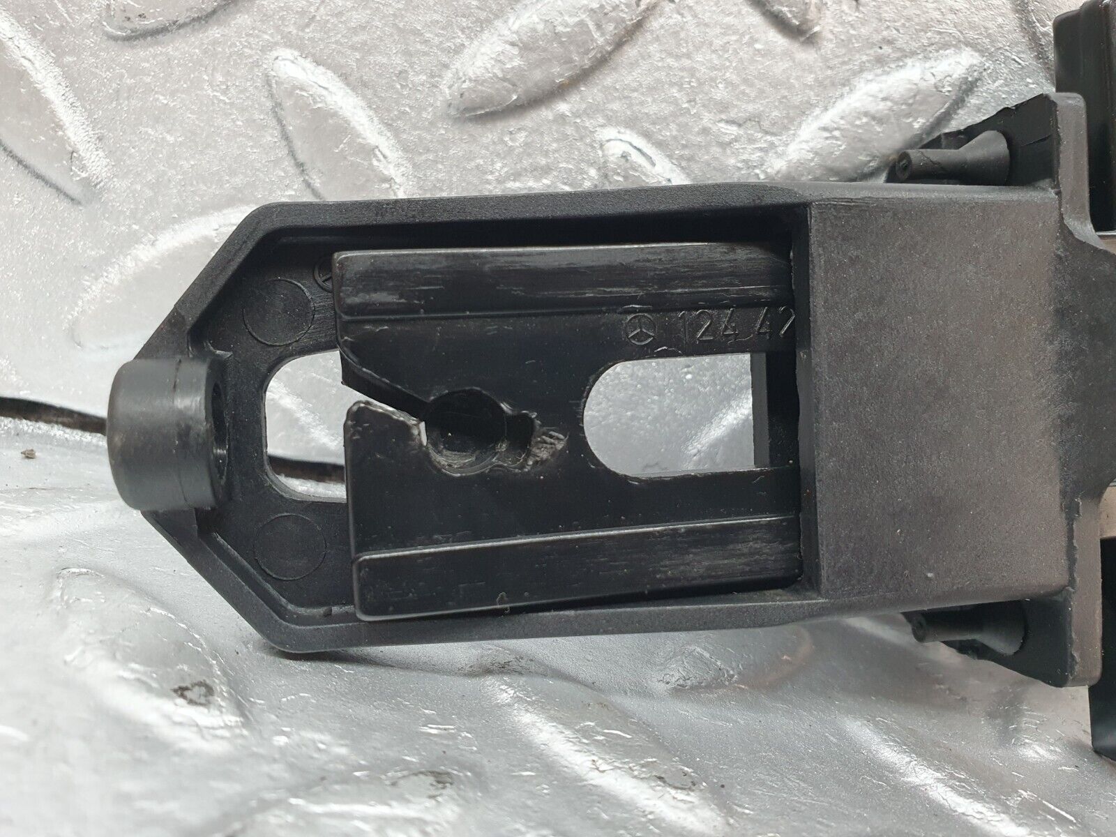 41559 Mercedes-Benz W124 200E Parking Brake Release Handle 1244270412 1244270120