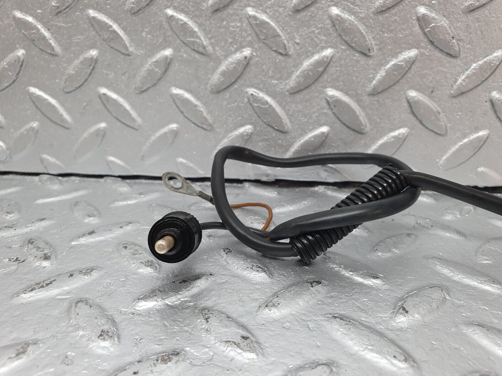 41587 Mercedes-Benz W124 200E Engine Cooling Fan Wire 1245402809