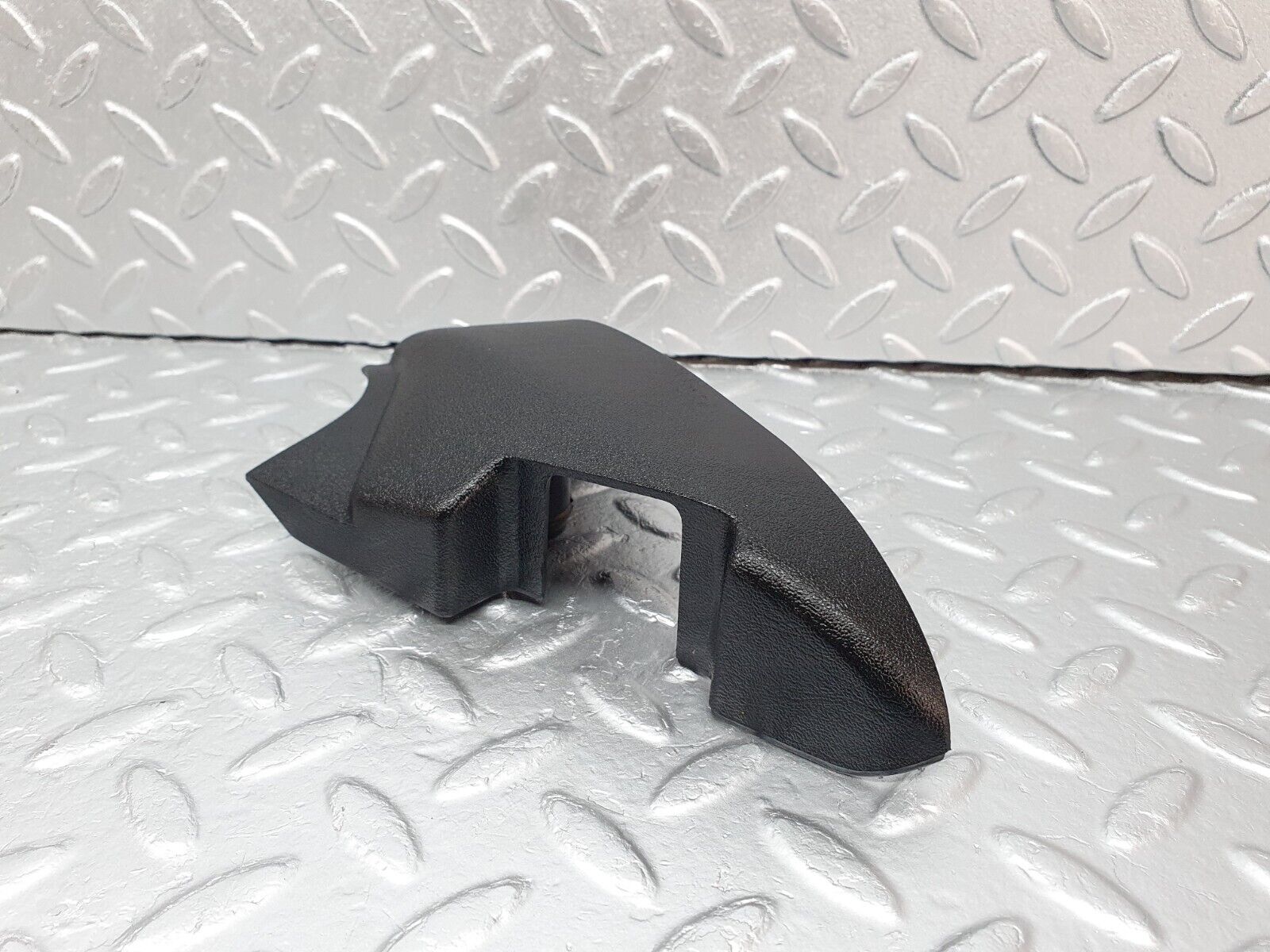 40787 Mercedes-Benz W126 Front Right Seat Cover Trim Black 1269181430