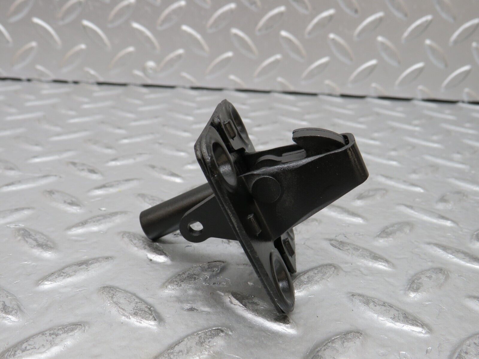 27904 Mercedes-Benz W123 280E Bonnet Lock Latch