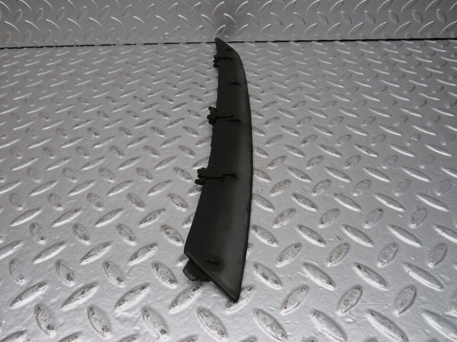 31987 Mercedes-Benz W123 230E Rear Left C Pillar Plastic Trim 1236980114