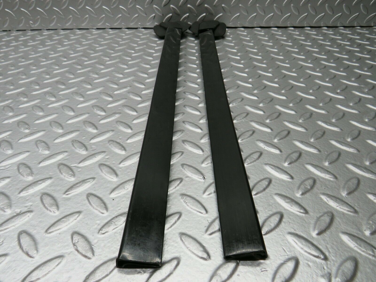 24056 Mercedes-Benz W123 280E Seat Belt Runner 1239192520 1239192620