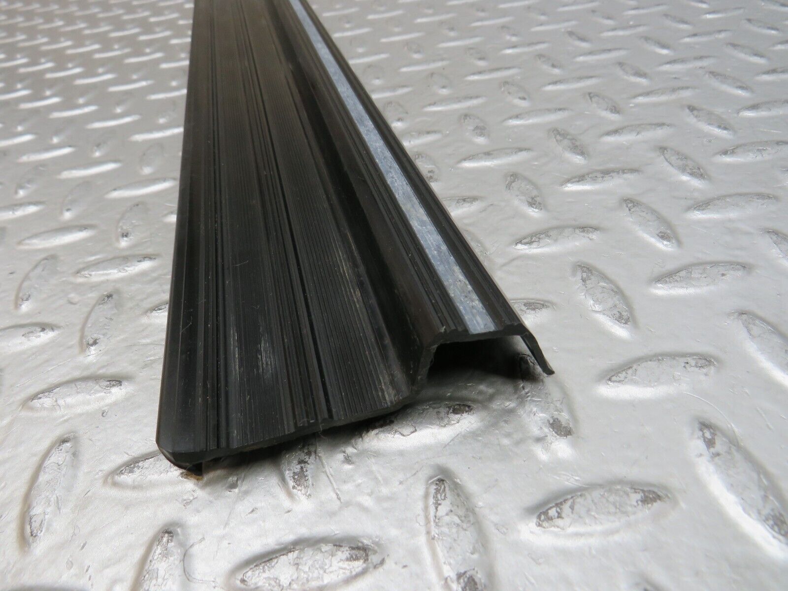 27956 Mercedes-Benz W123 280E Front Right Door Sill Trim