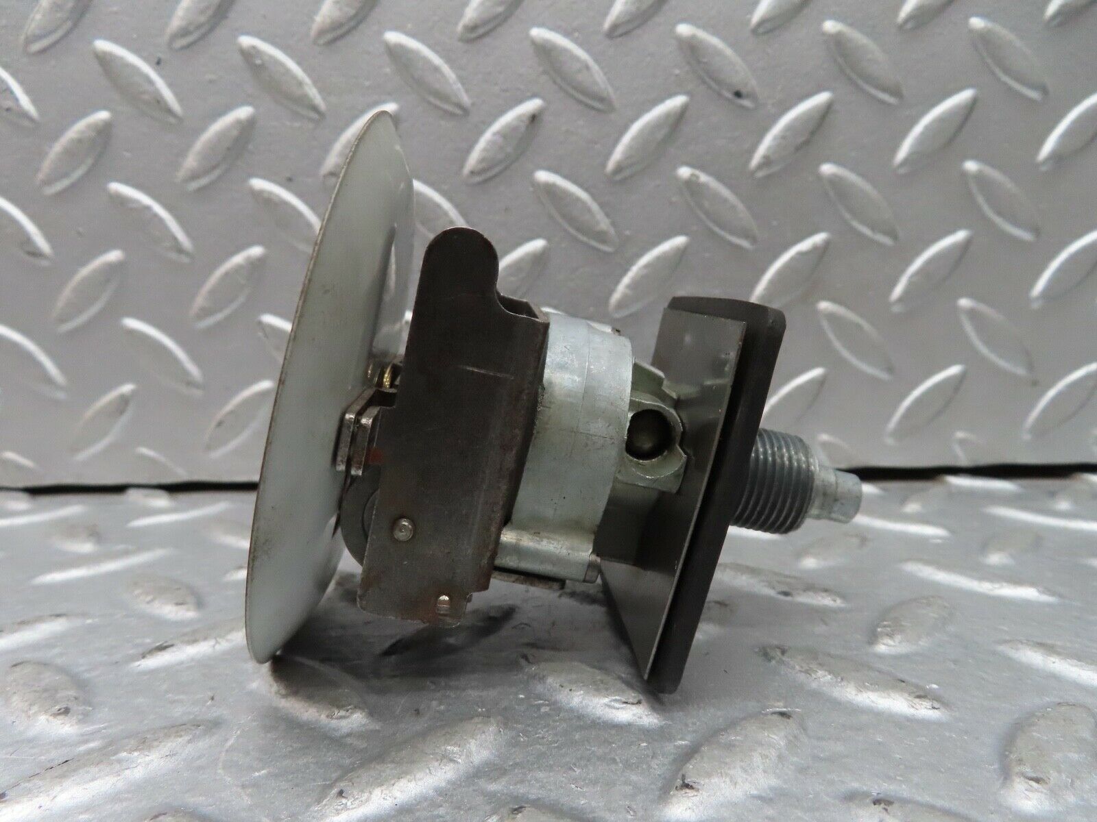 18984 Mercedes-Benz W121 190b Ponton Speedometer VDO 1215420101