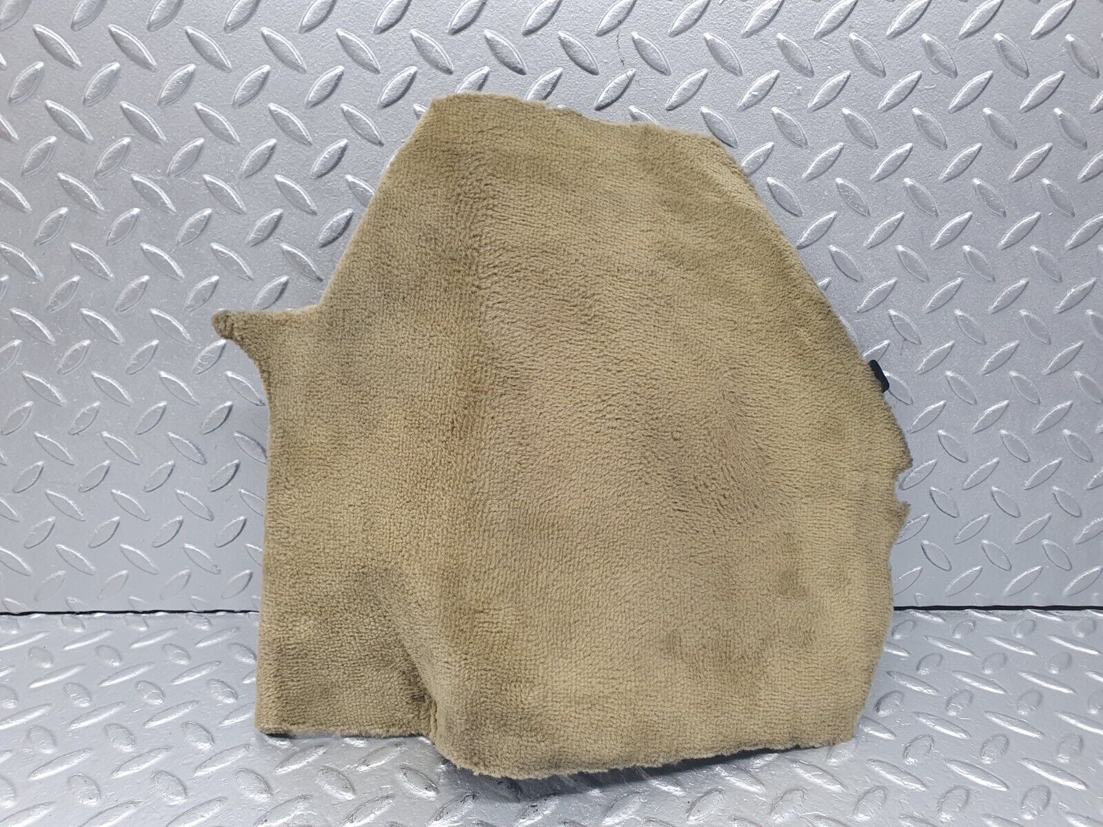 41046 Mercedes-Benz W126 300SE Front Right Kick Panel Beige 1266880406