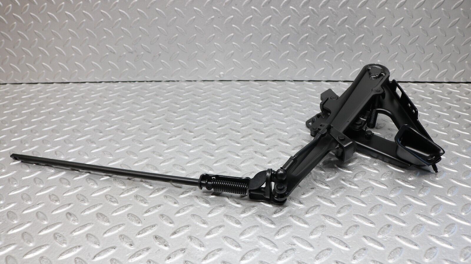 37219 Mercedes-Benz C126 420SEC Coupe Handbrake Regulator