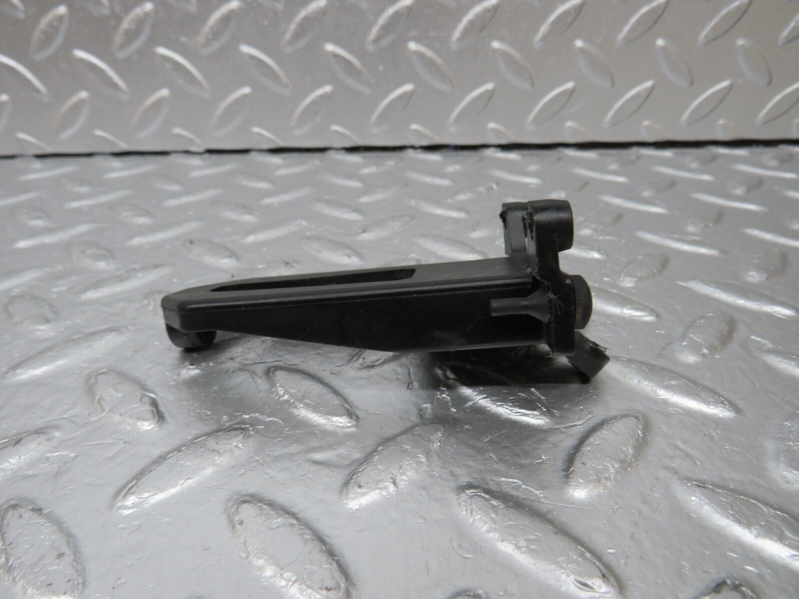 34042 Mercedes-Benz W124 260E Parking Brake Release 1244270120 1244270412