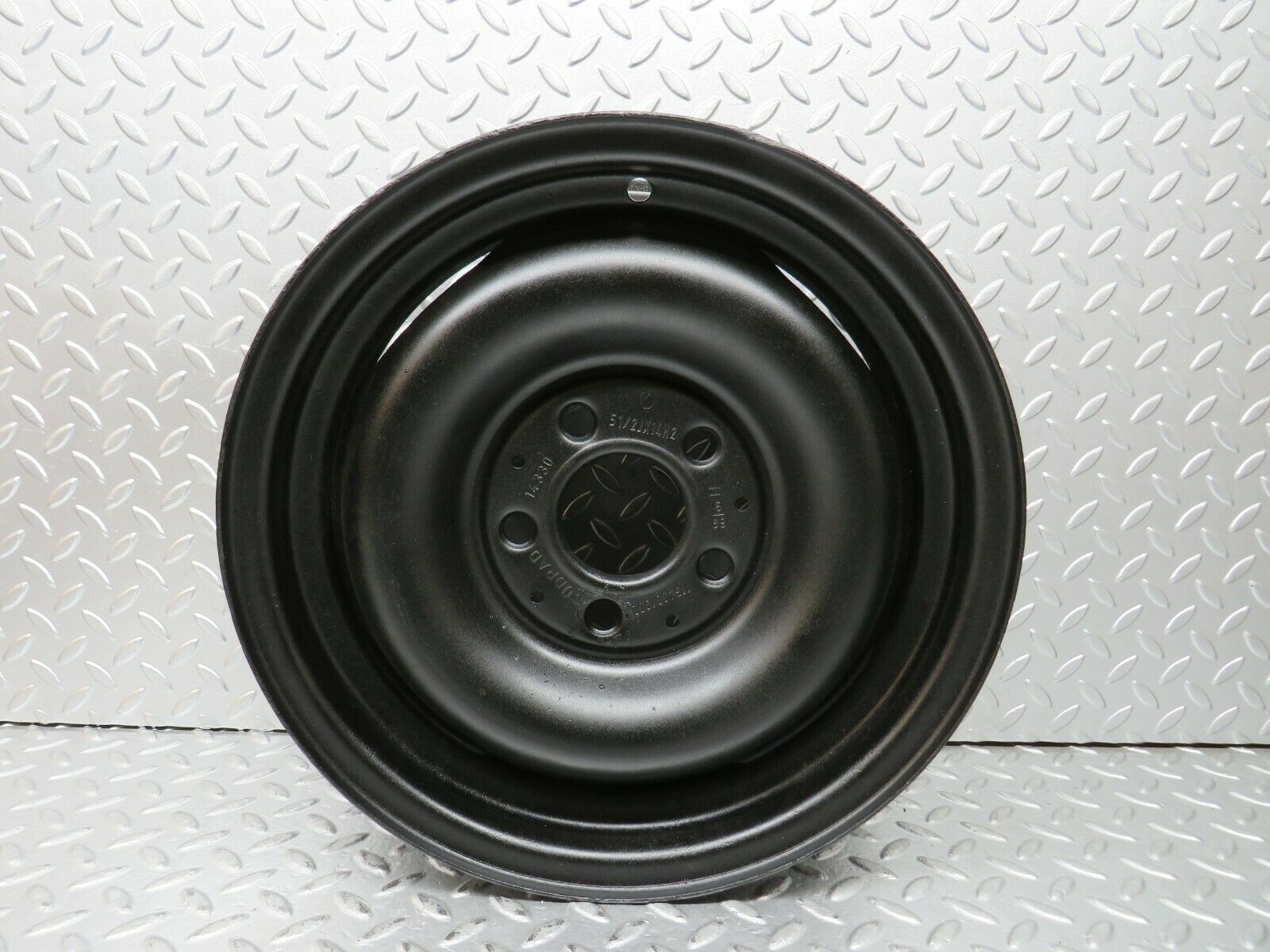 23690 Mercedes-Benz Steel Wheel 5.5Jx14H2 ET35 1154001302