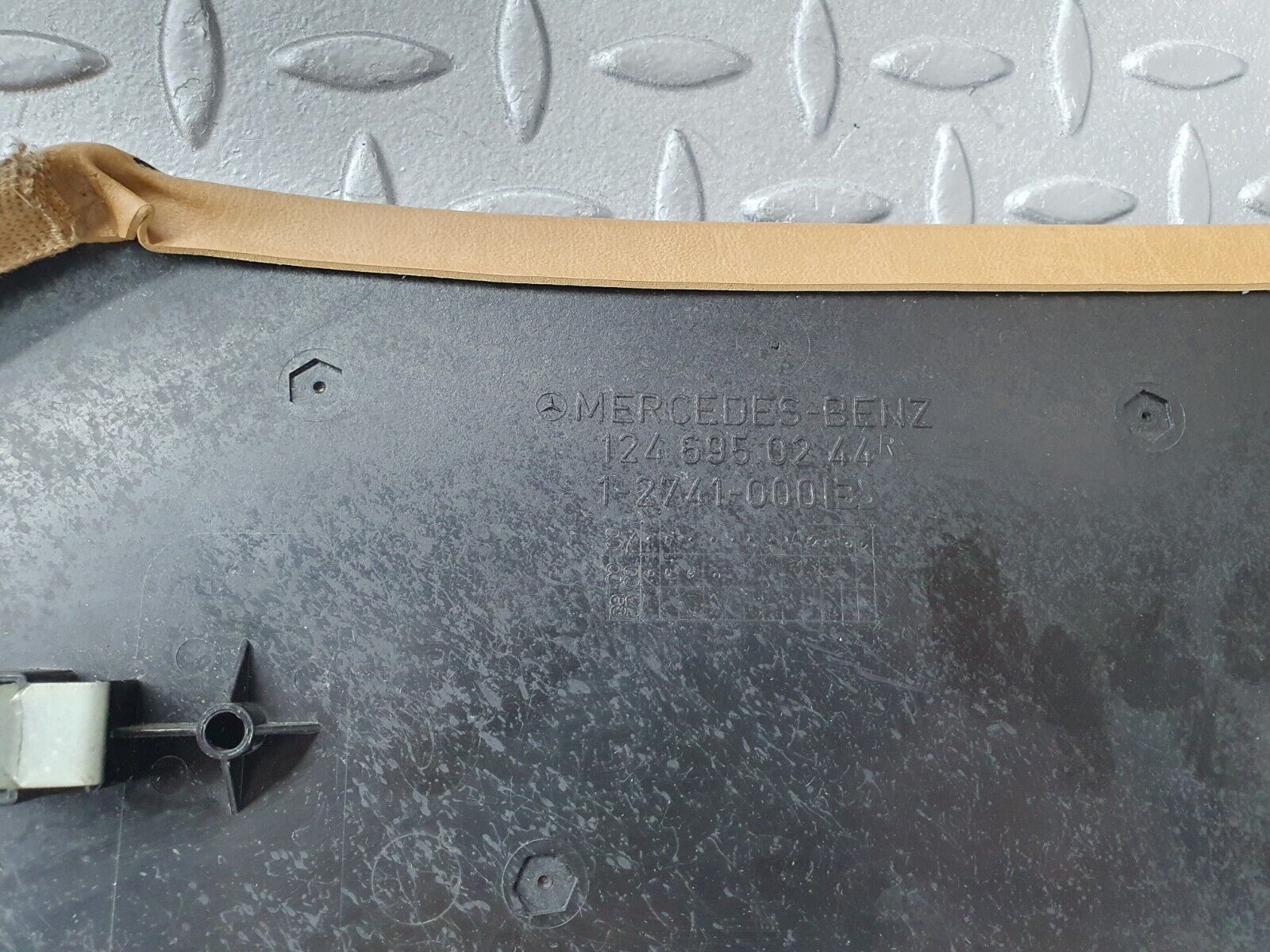 41381 Mercedes-Benz W124 200E C Pillar Cover Panel Right Palomino 1246950244