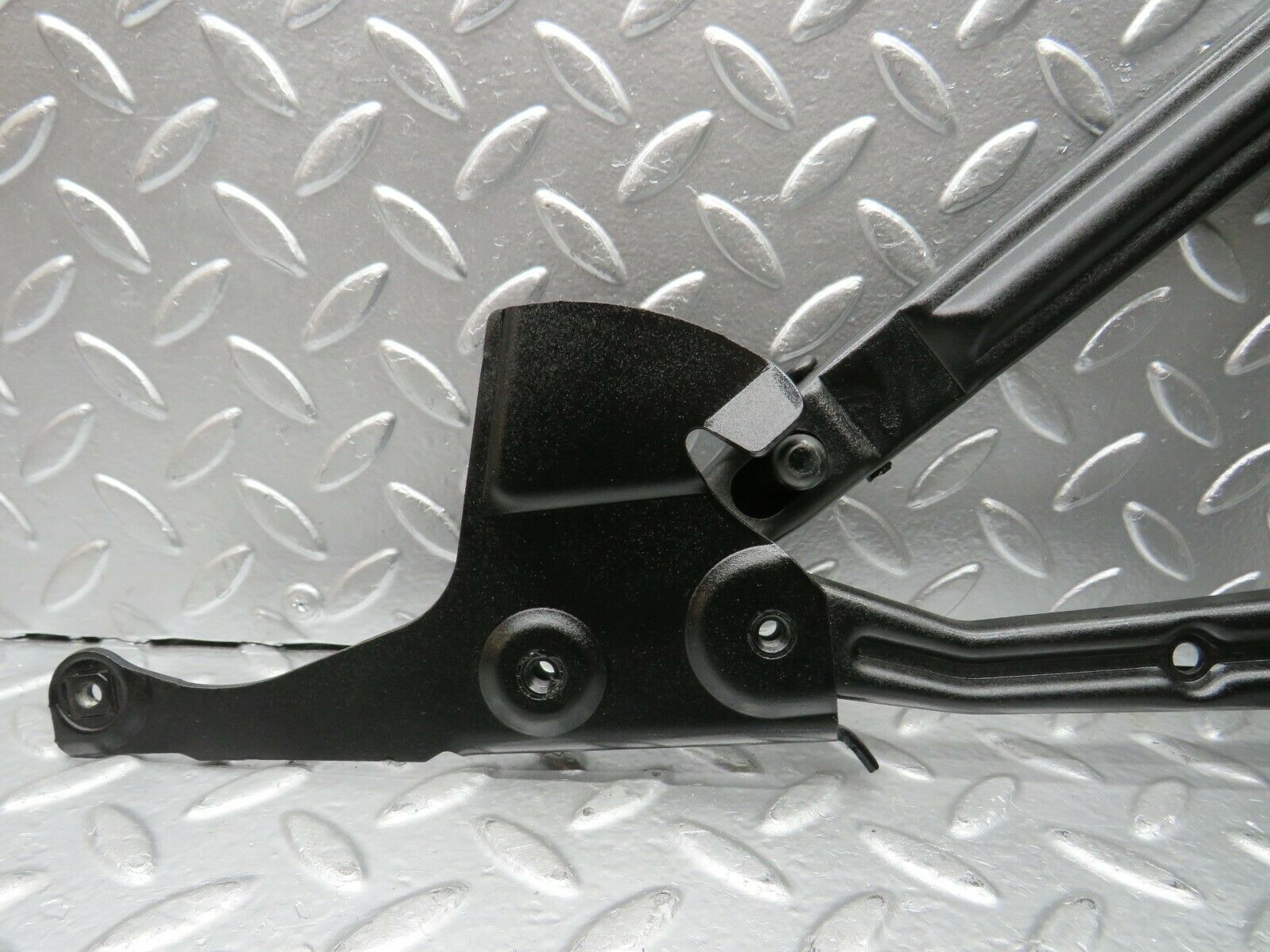 22550 Mercedes-Benz C124 E220 Coupe Bonnet Hinge Right Side 1298870274