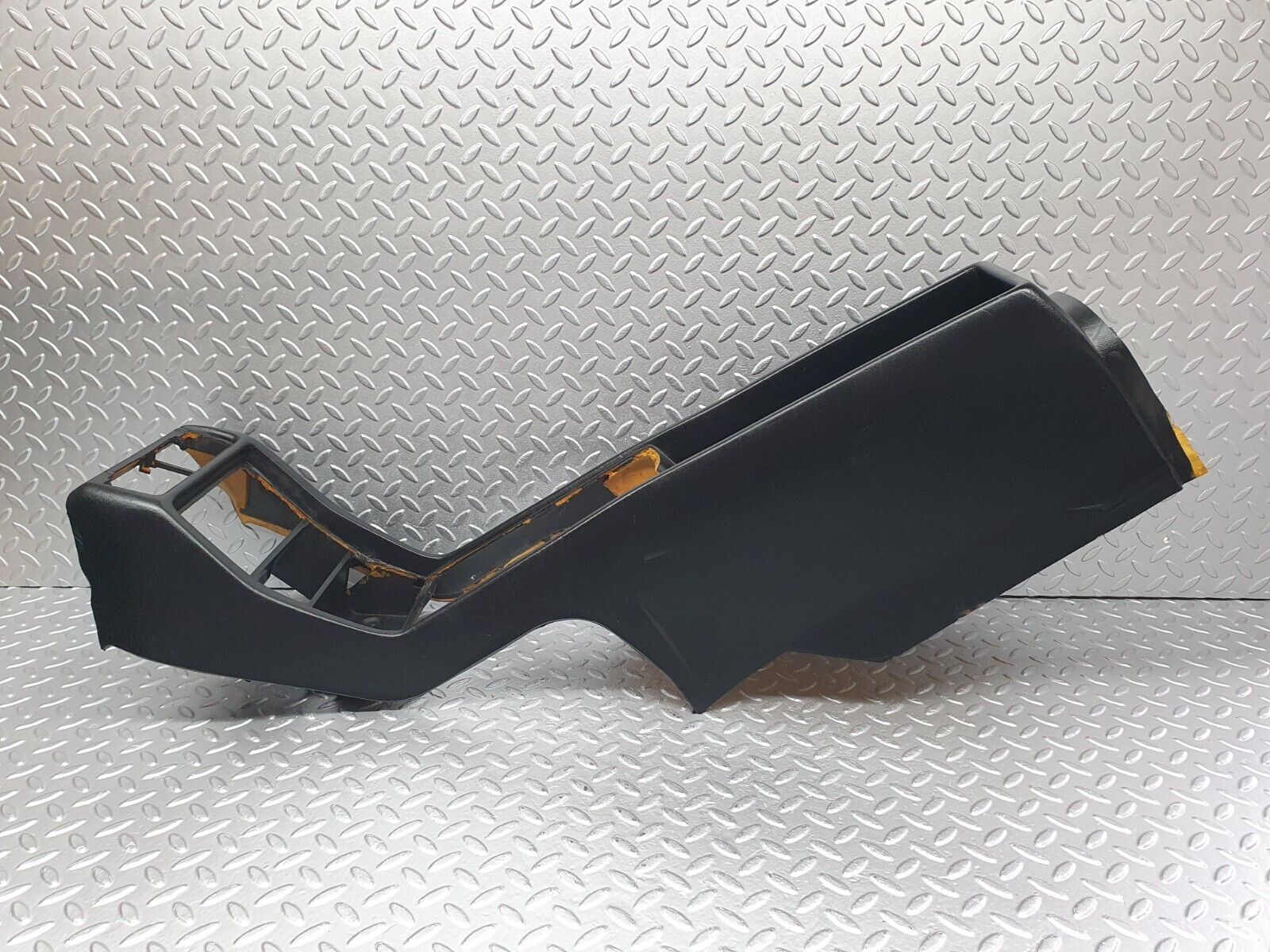 40812 Mercedes-Benz W123 300D Centre Console Black