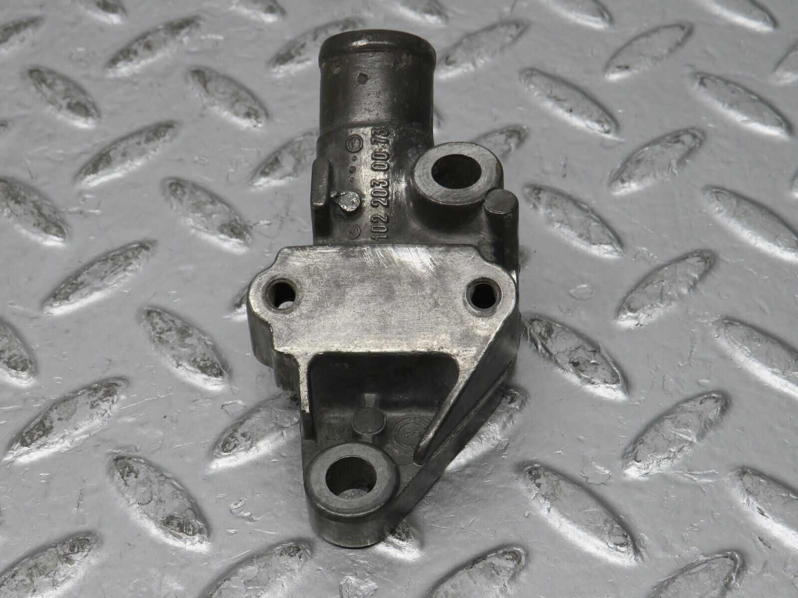 32058 Mercedes-Benz W123 230E Cooling Water Pump Housing Flange 1022030073