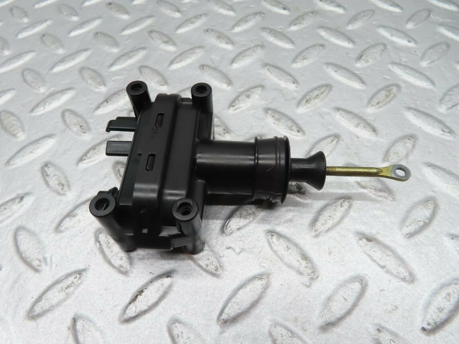 16341 Mercedes-Benz W124 260E Rear Door Lock Vacuum Actuator