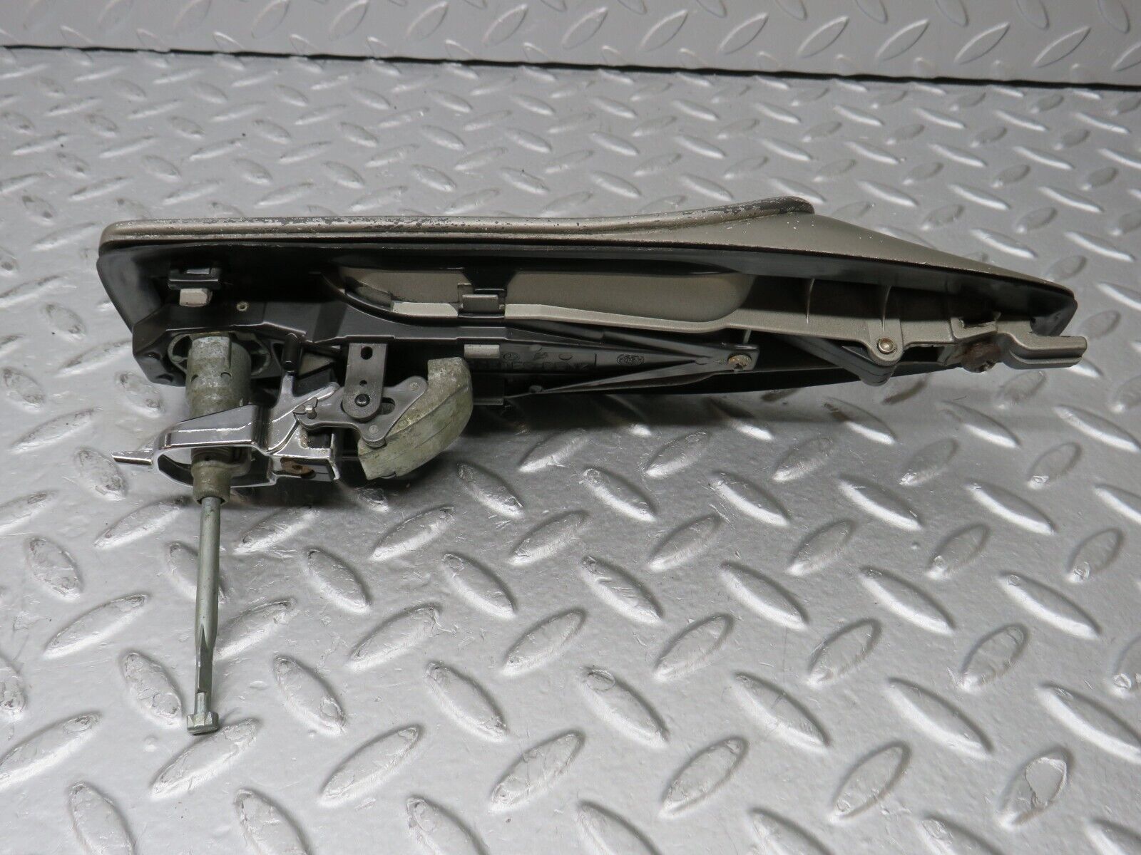 36873 Mercedes-Benz C126 420SEC Coupe Left Door Exterior Handle No Key