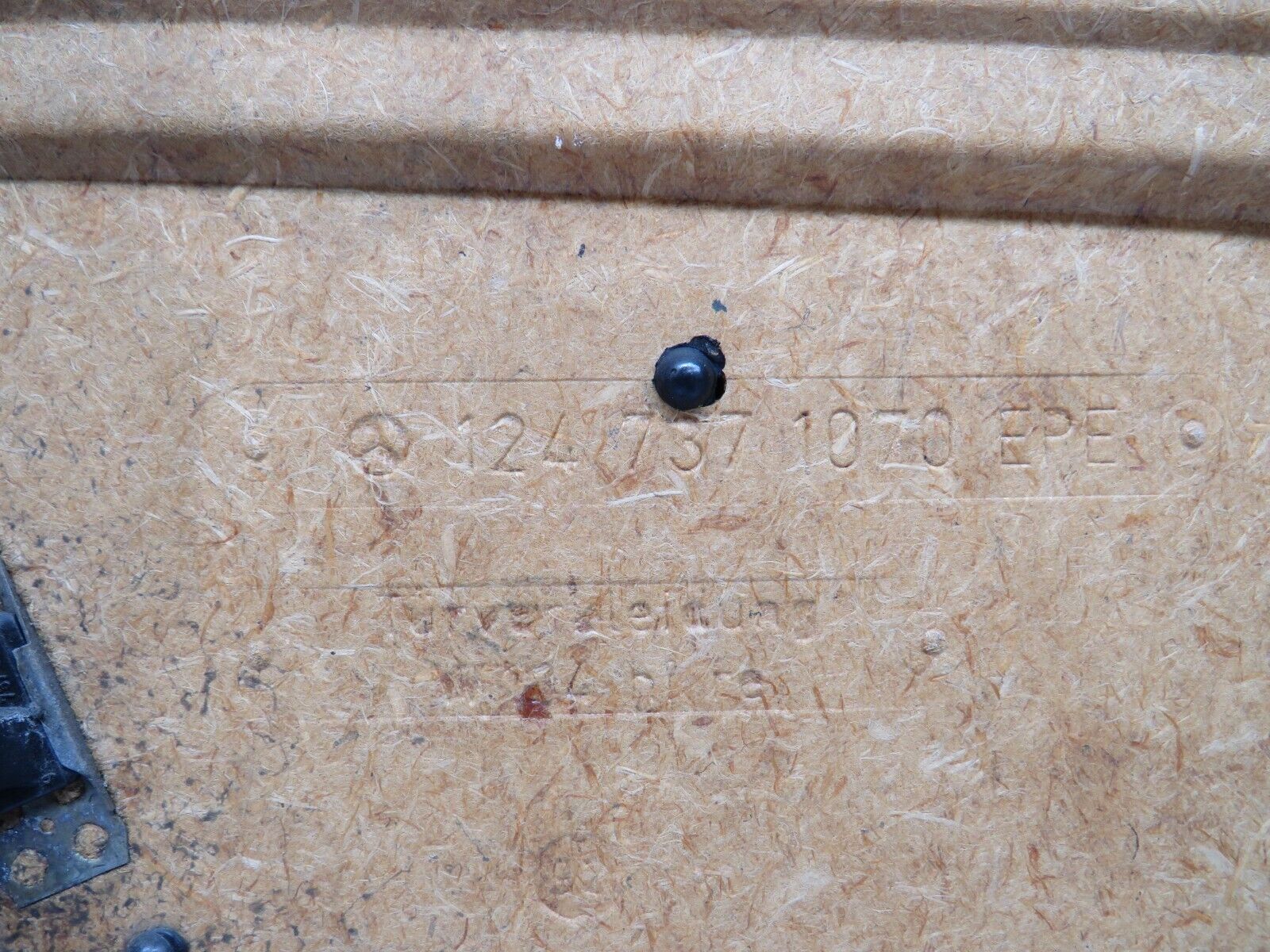 30242 Mercedes-Benz W124 230E Rear Right Door Card Grey 1247371070