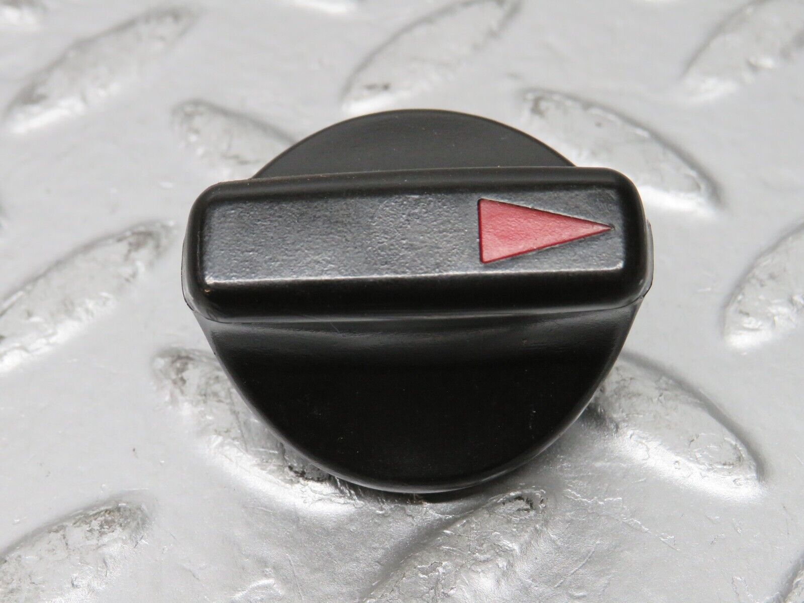 32183 Mercedes-Benz W123 230E Heater Control Knob Set