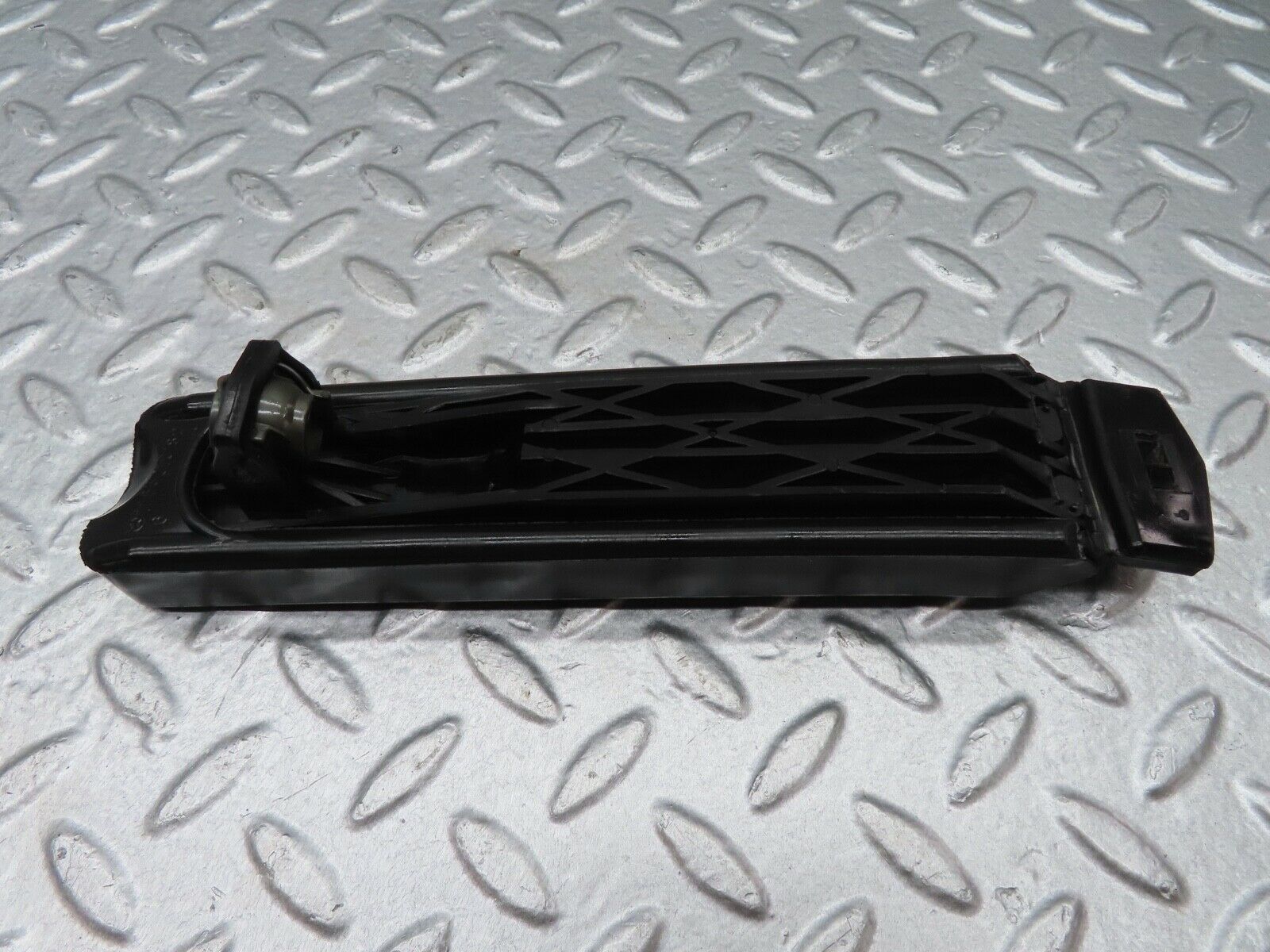 18072 Mercedes-Benz W123 200 Accelerator Pedal With Rubber 1163010182