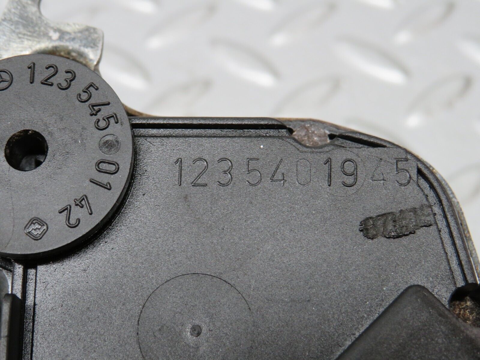 34242 Mercedes-Benz W124 260E Reverse Light Switch 1235450142 1235401945