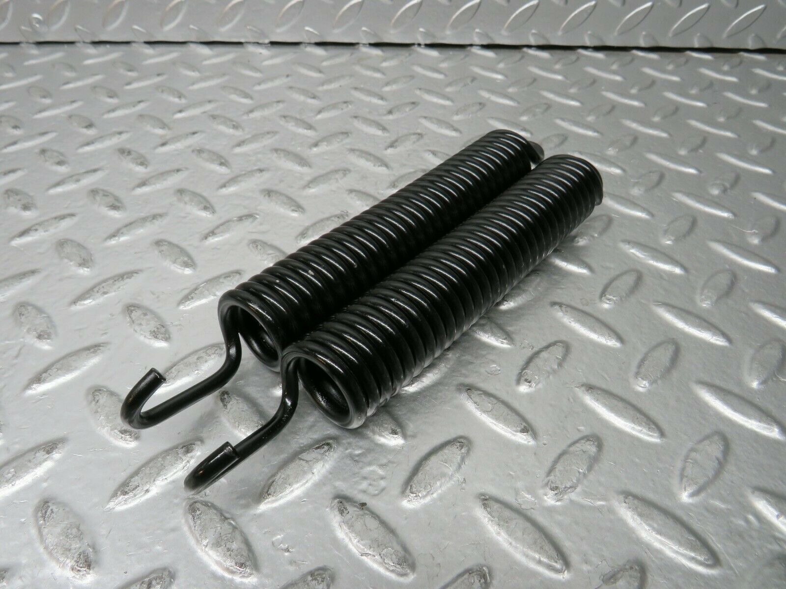 23372 Mercedes-Benz W116 350SE Bonnet Hinge Spring Pair