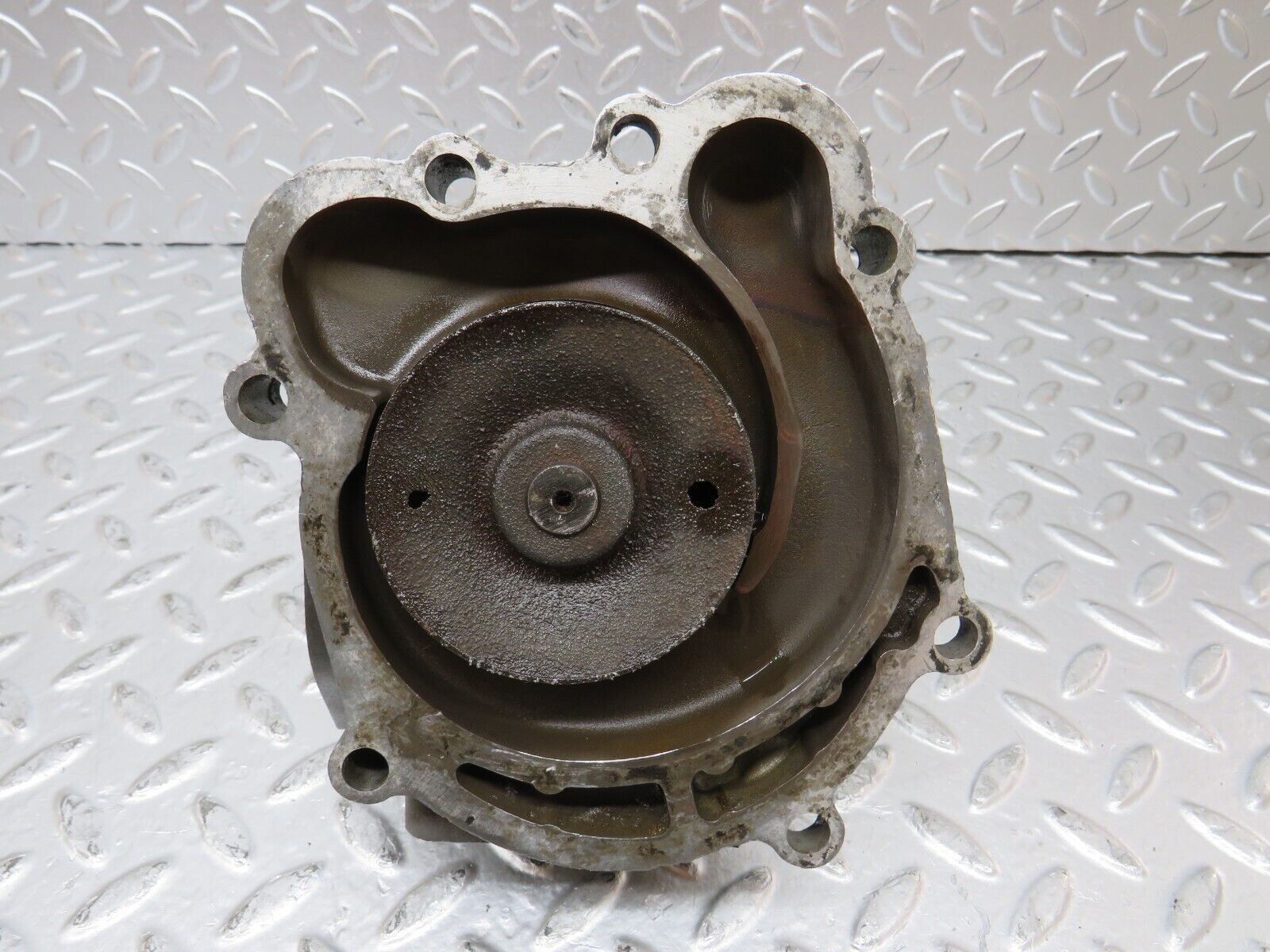 26338 Mercedes-Benz W116 450SE Water Pump