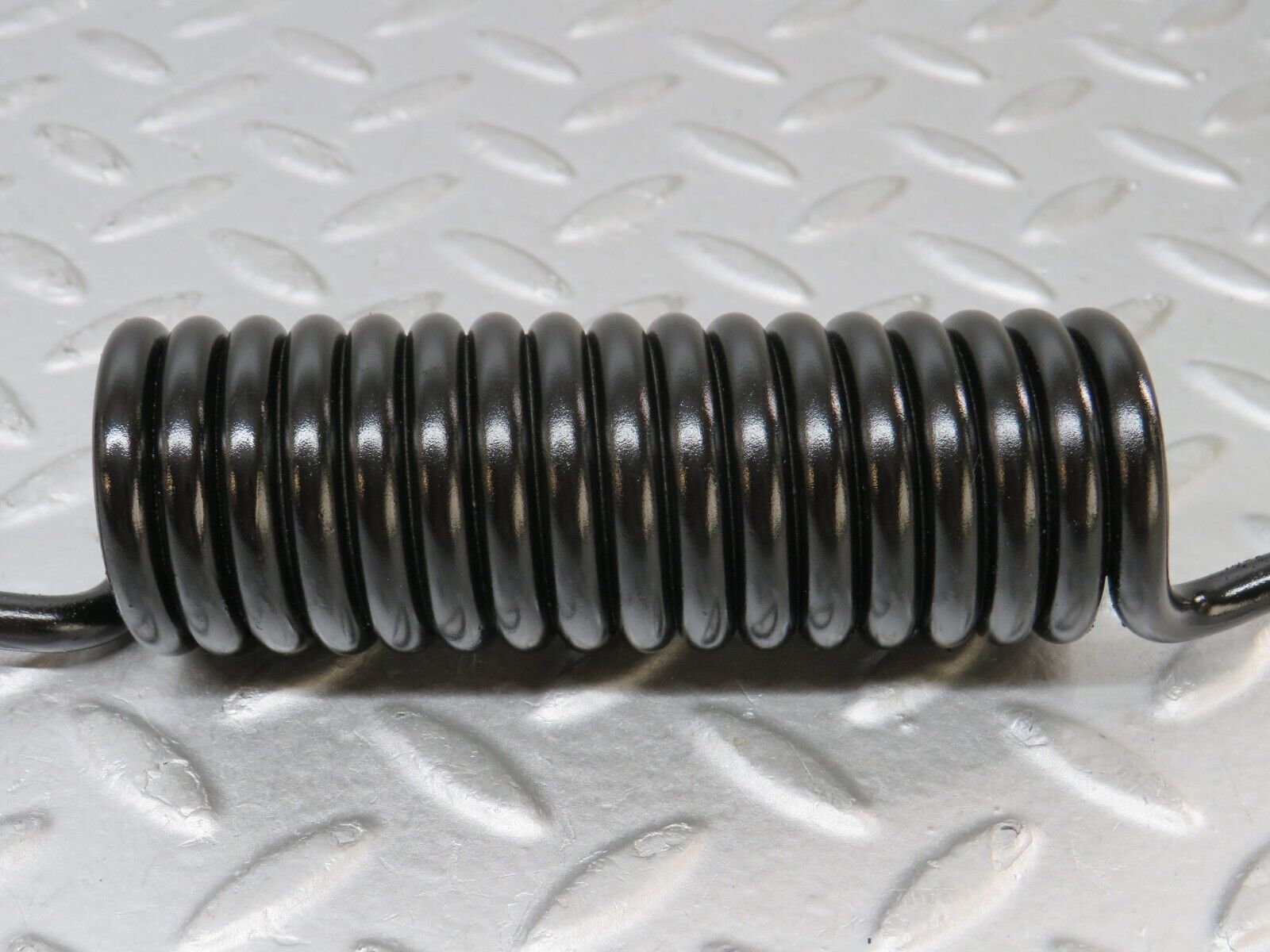 36364 Mercedes-Benz W126 420SE Bonnet Hinge Spring