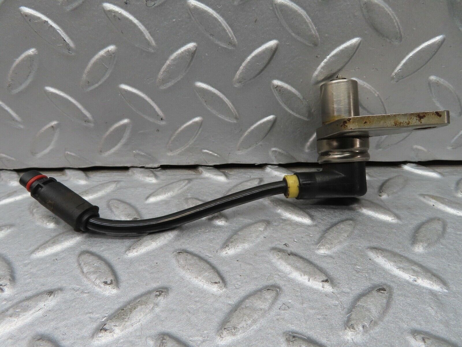 17288 Mercedes-Benz R129 300SL Coupe Front Right Abs Sensor 1295400917
