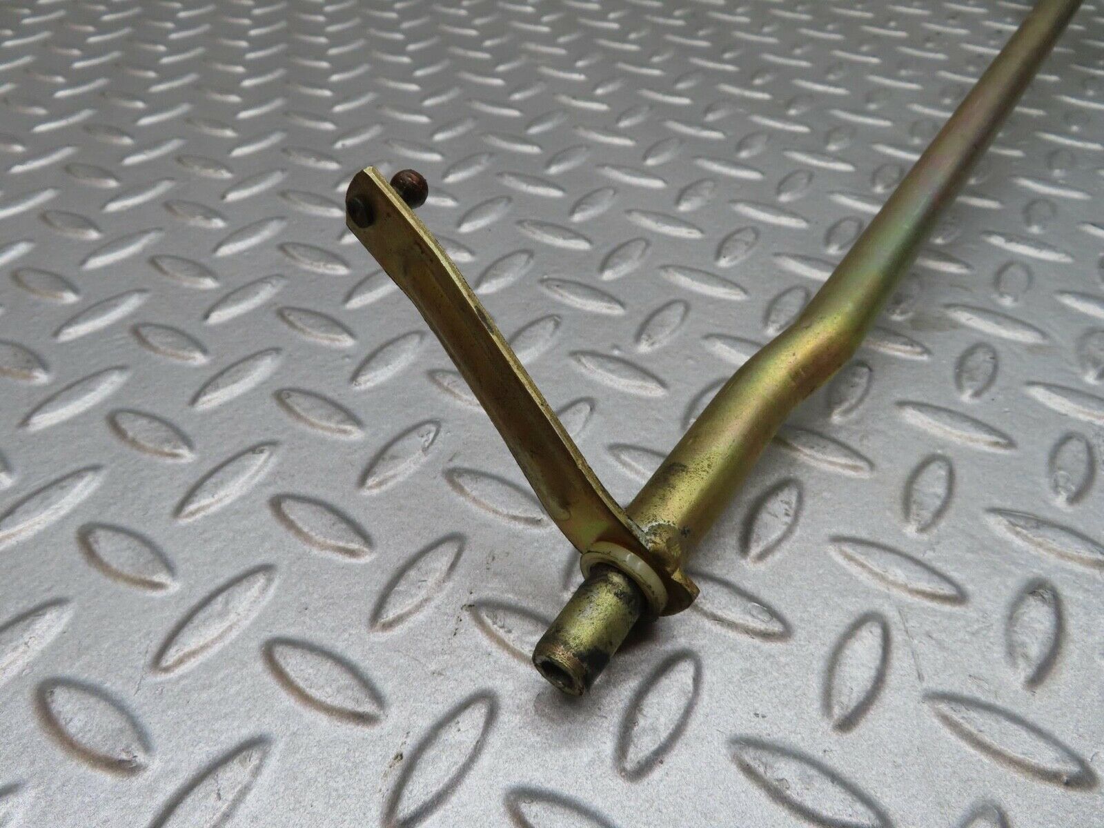 14428 Mercedes-Benz W116 350SE Accelerator Pedal Linkage