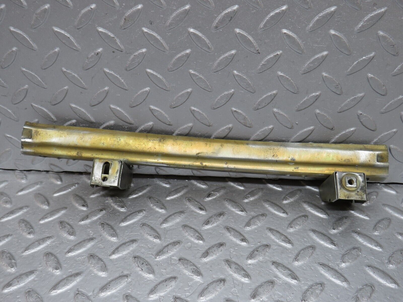 37366 Mercedes-Benz W109 300SEL Rear Right Door Window Channel