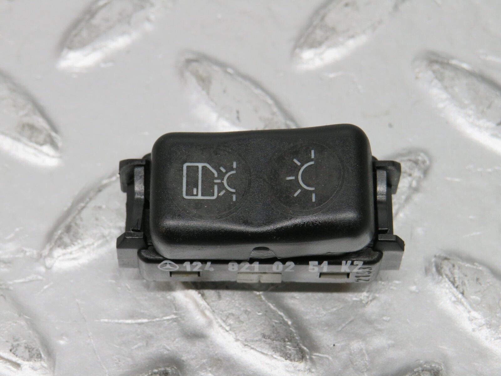 31378 Mercedes-Benz S124 220TE Wagon Interior Light Switch 1248210251