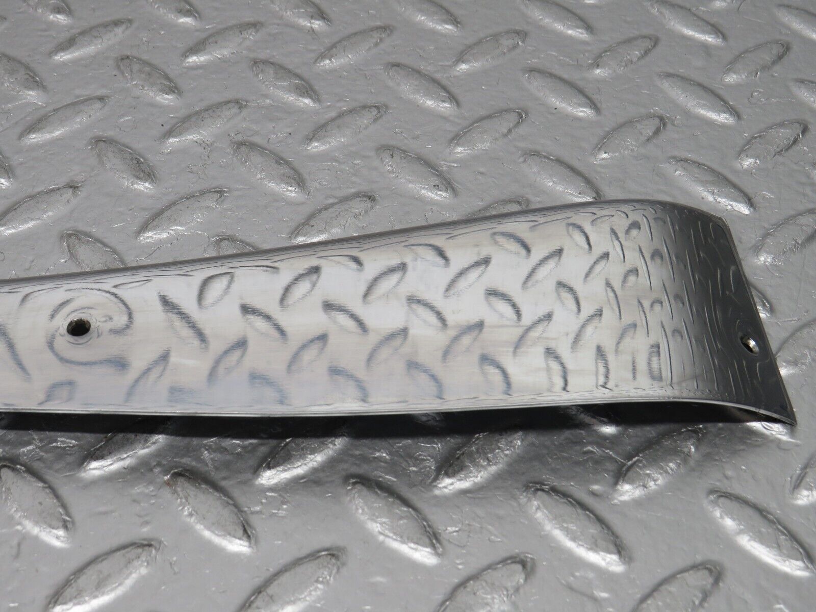 0737 Mercedes-Benz C107 350SLC Coupe Door Chrome Cover Right Side