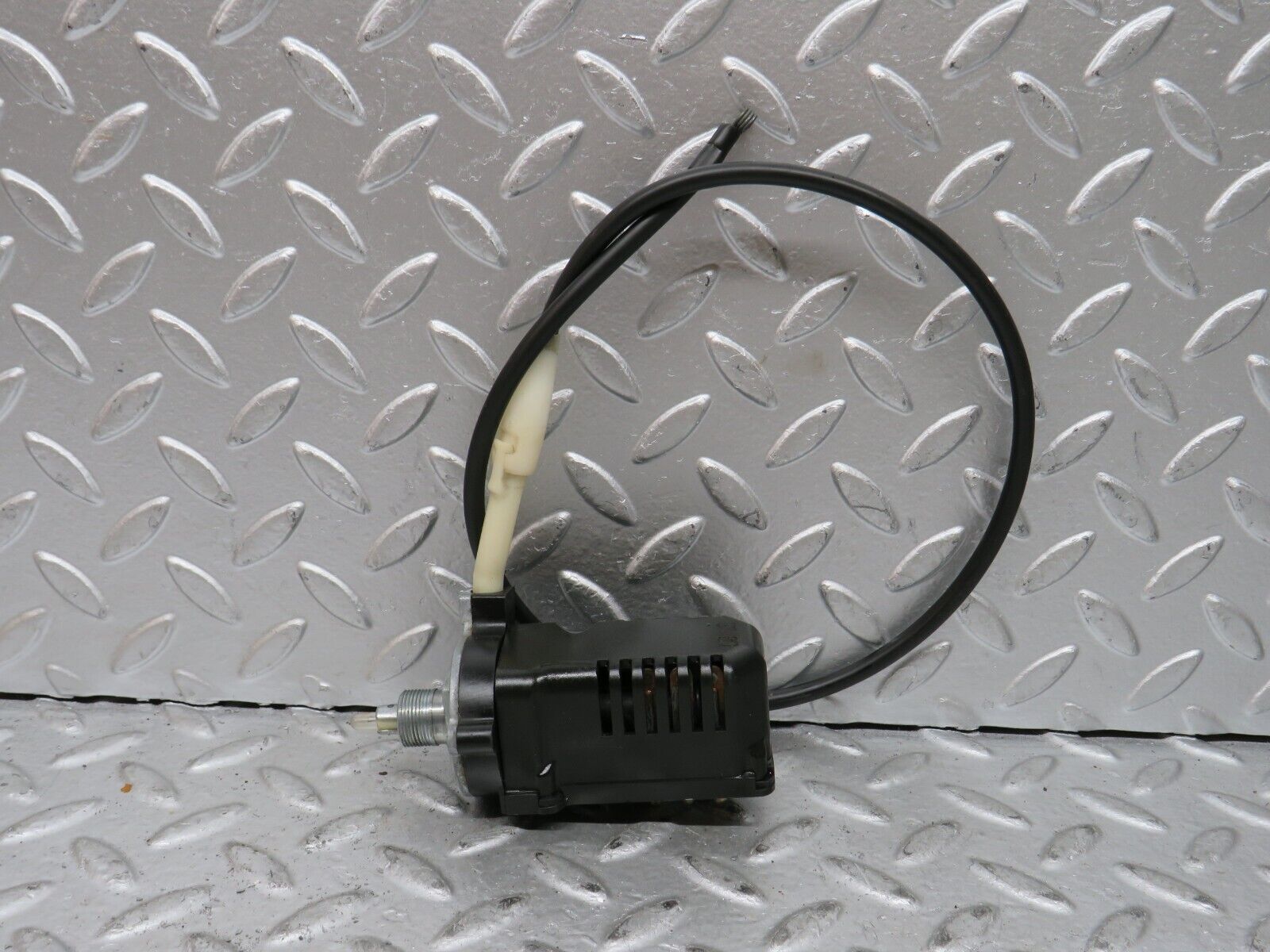 28051 Mercedes-Benz W123 280E Heater Control Switch 1238200610