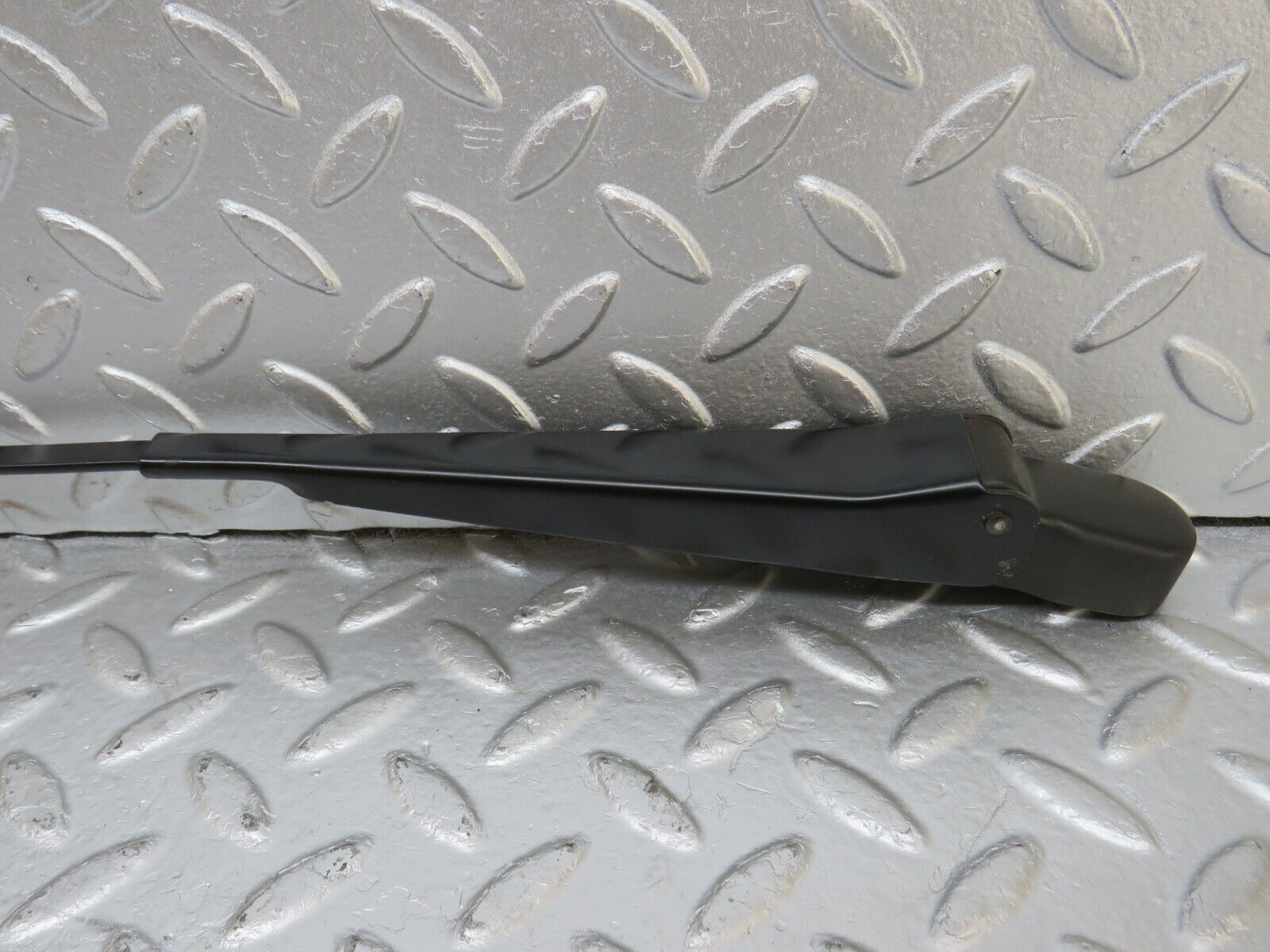 34524 Mercedes-Benz C126 380SEC Coupe Windscreen Wiper Arm Bosch Left Side
